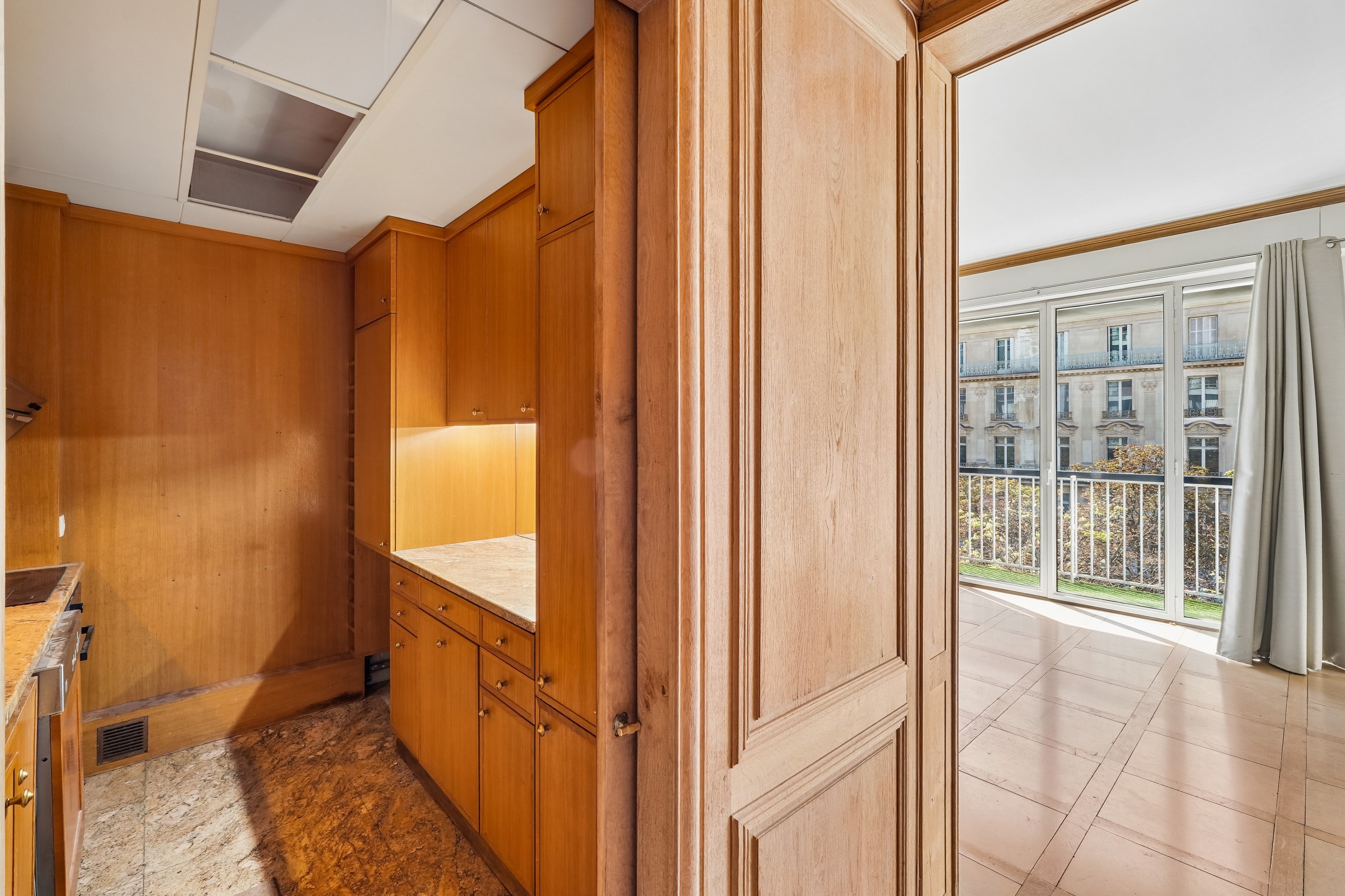  Avenue George V: 2 bedroom apartment to renovate - 物件實景