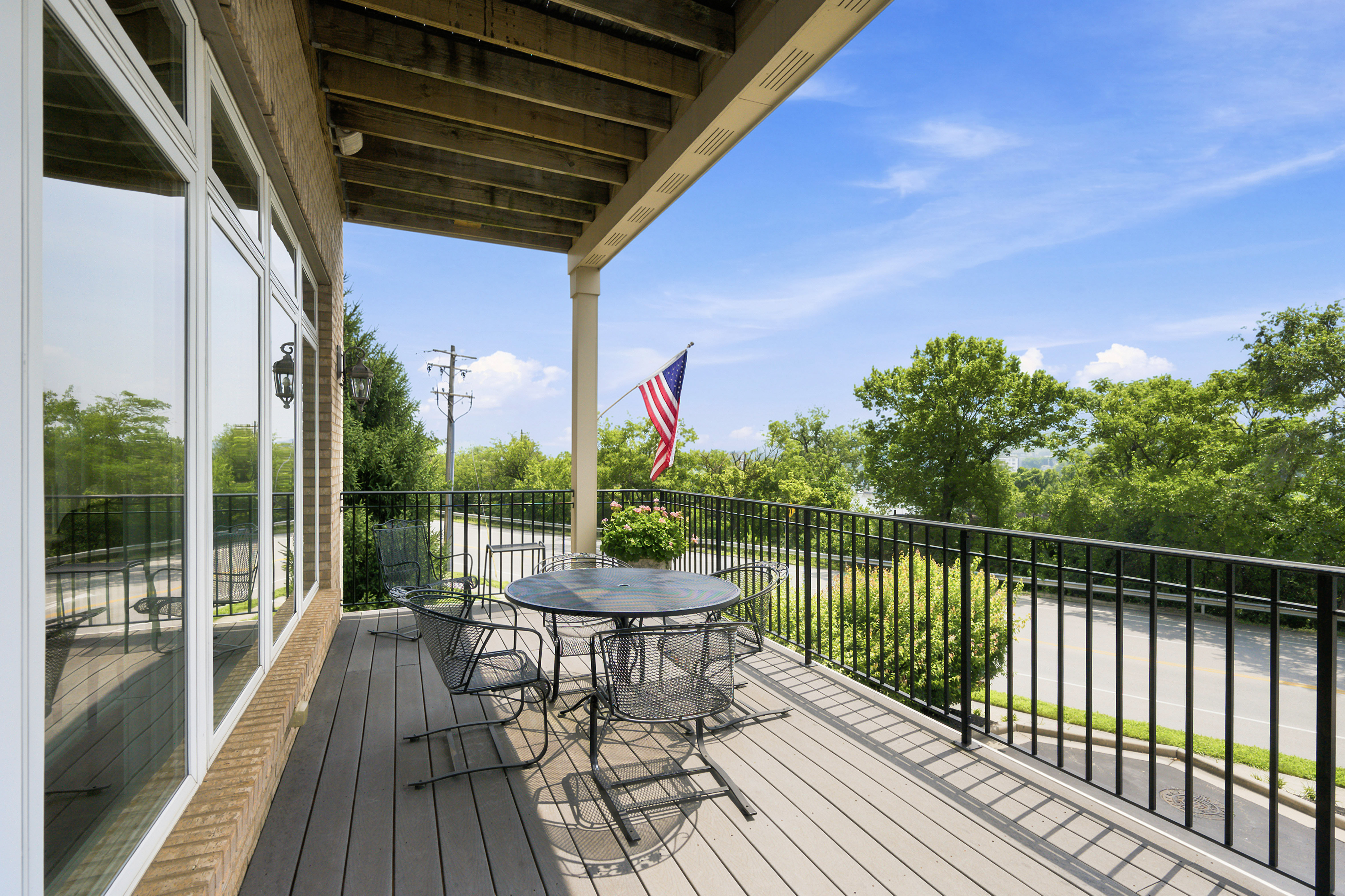  1498 Riverside Drive, Cincinnati, OH 45202 - 物件實景