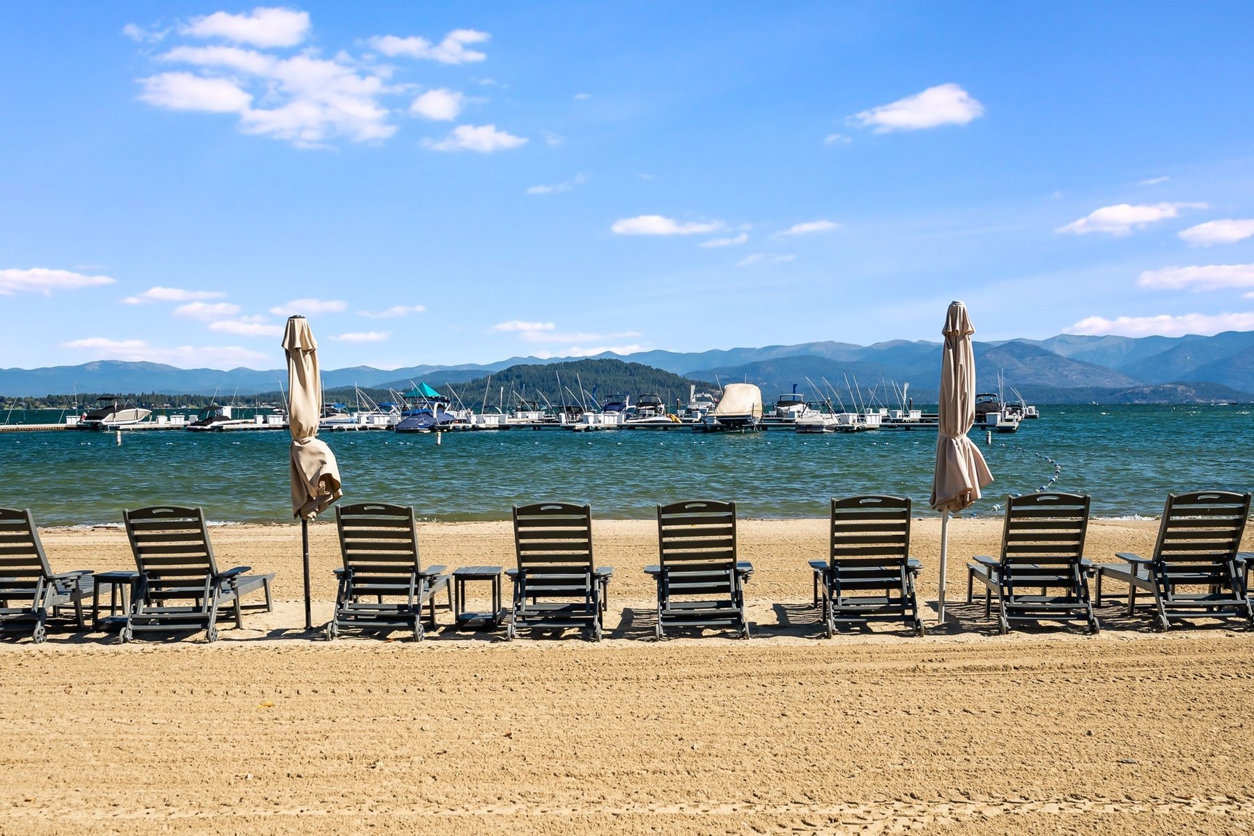  Corner Condo at Seasons at Sandpoint - 物件實景
