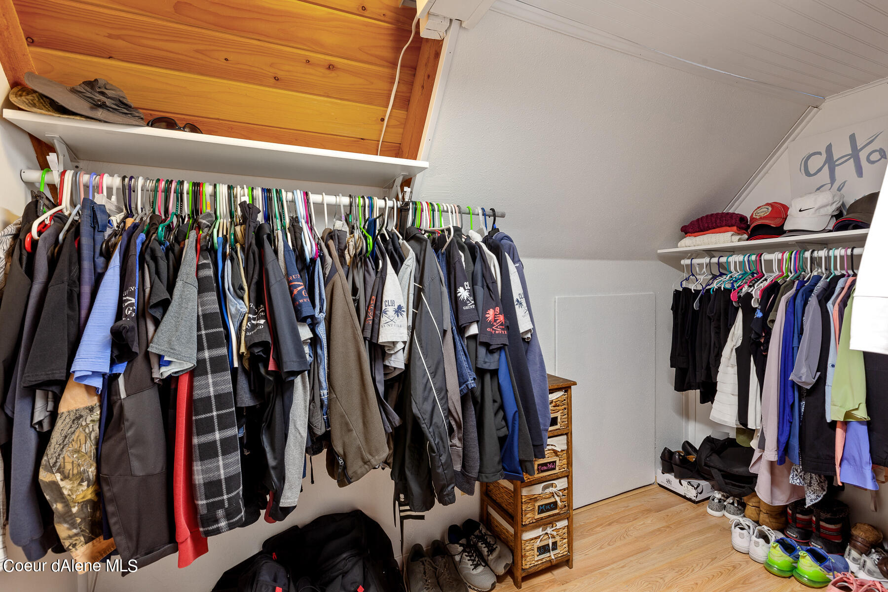 Coeur d'Alene, Idaho, 83814, United States, 4 Bedrooms Bedrooms, ,3 BathroomsBathrooms,Residential,For Sale,1974008