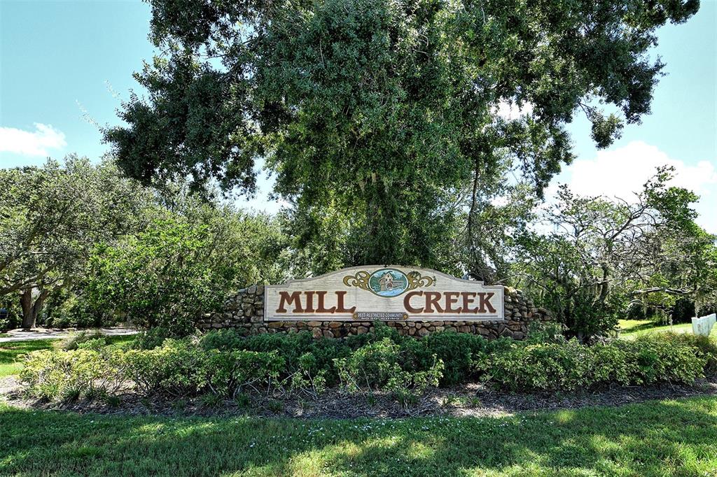 Bradenton, Florida, 34212, United States, 3 Bedrooms Bedrooms, ,3 BathroomsBathrooms,Residential,For Sale,1903405