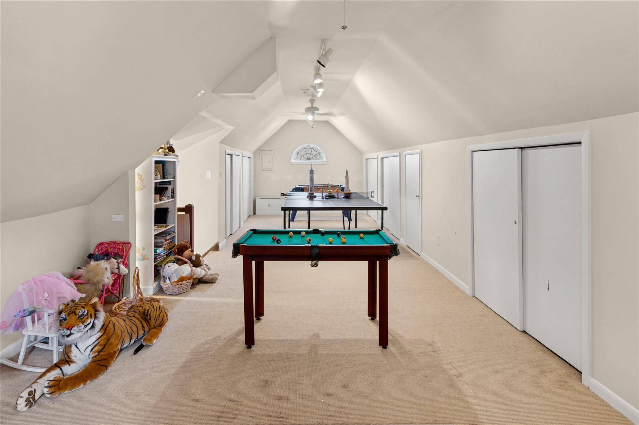 Bronxville, New York, 10708, United States, 5 Bedrooms Bedrooms, ,6 BathroomsBathrooms,Residential,For Sale,1732022
