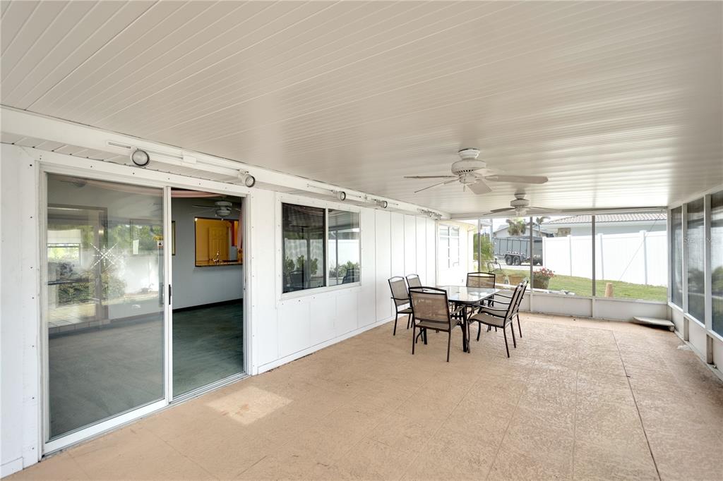 Bradenton, Florida, 34210, United States, 4 Bedrooms Bedrooms, ,2 BathroomsBathrooms,Residential,For Sale,1696879