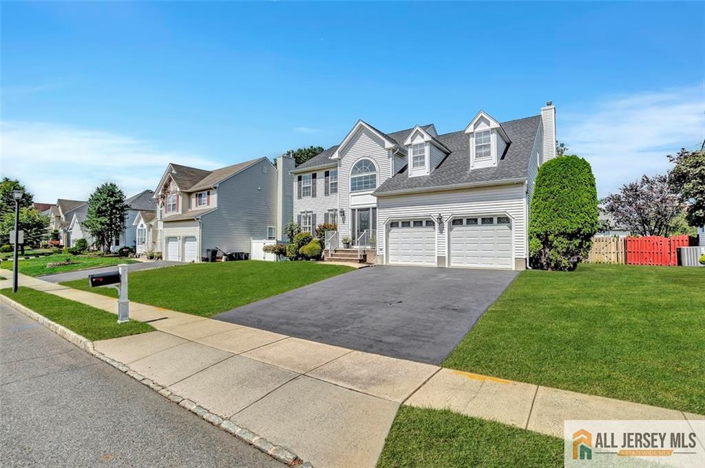 South River, New Jersey, 08882, United States, 4 Bedrooms Bedrooms, ,3 BathroomsBathrooms,Residential,For Sale,1940787