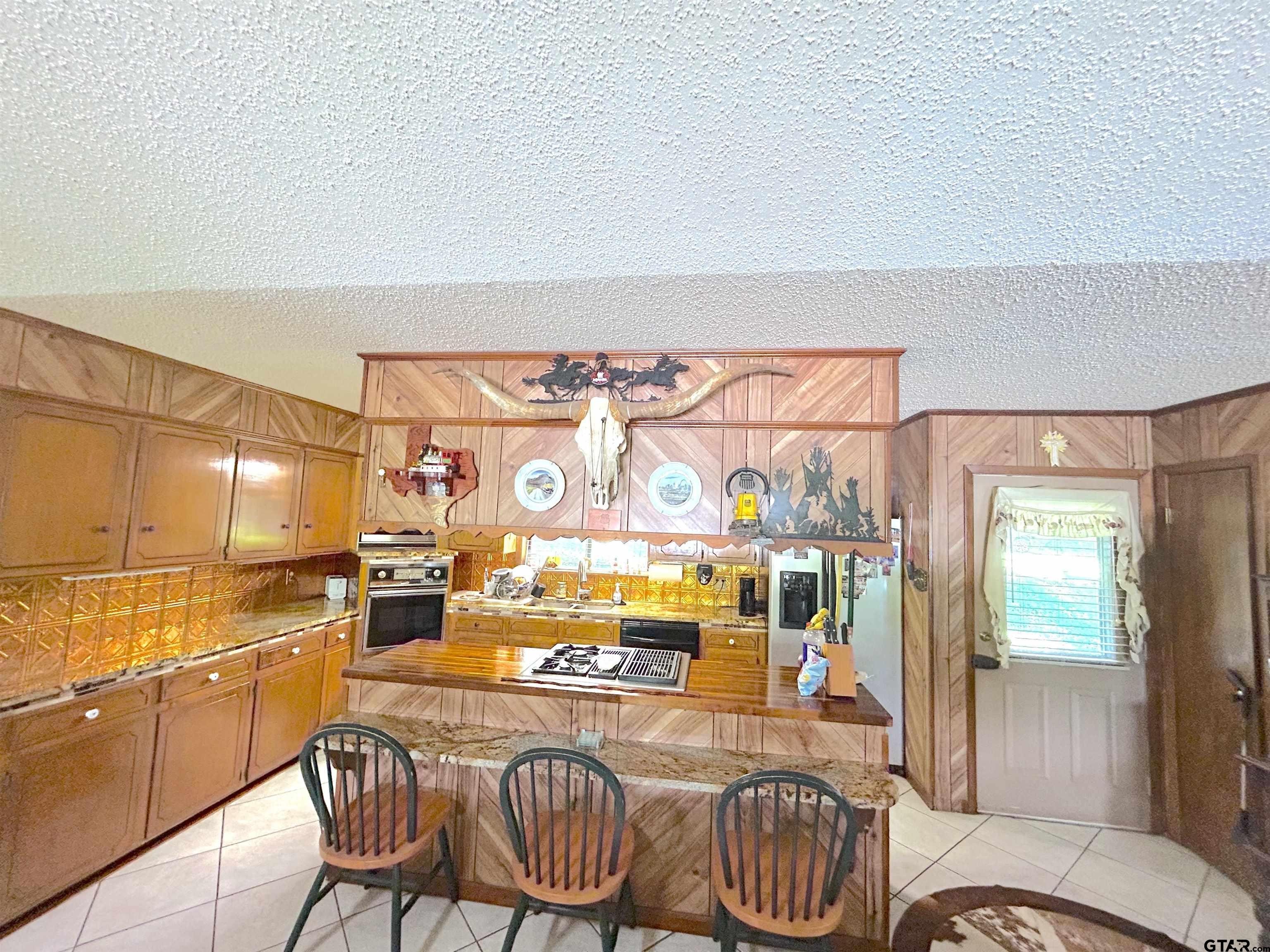 Frankston, Texas, 75763, United States, 3 Bedrooms Bedrooms, ,2 BathroomsBathrooms,Residential,For Sale,1924553