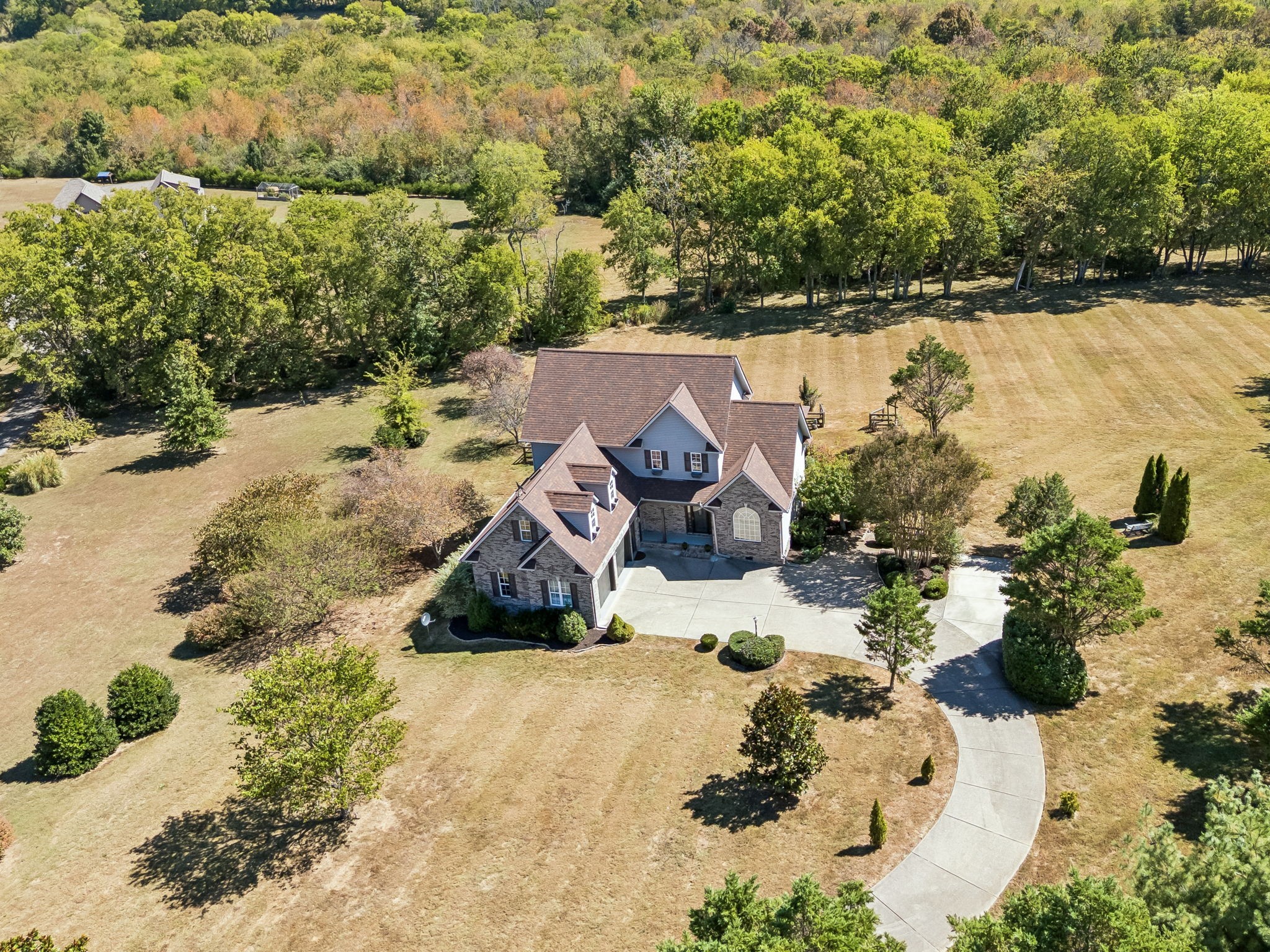  2216 Twin Peaks Ct, Spring Hill, TN, 37174 - 物件實景