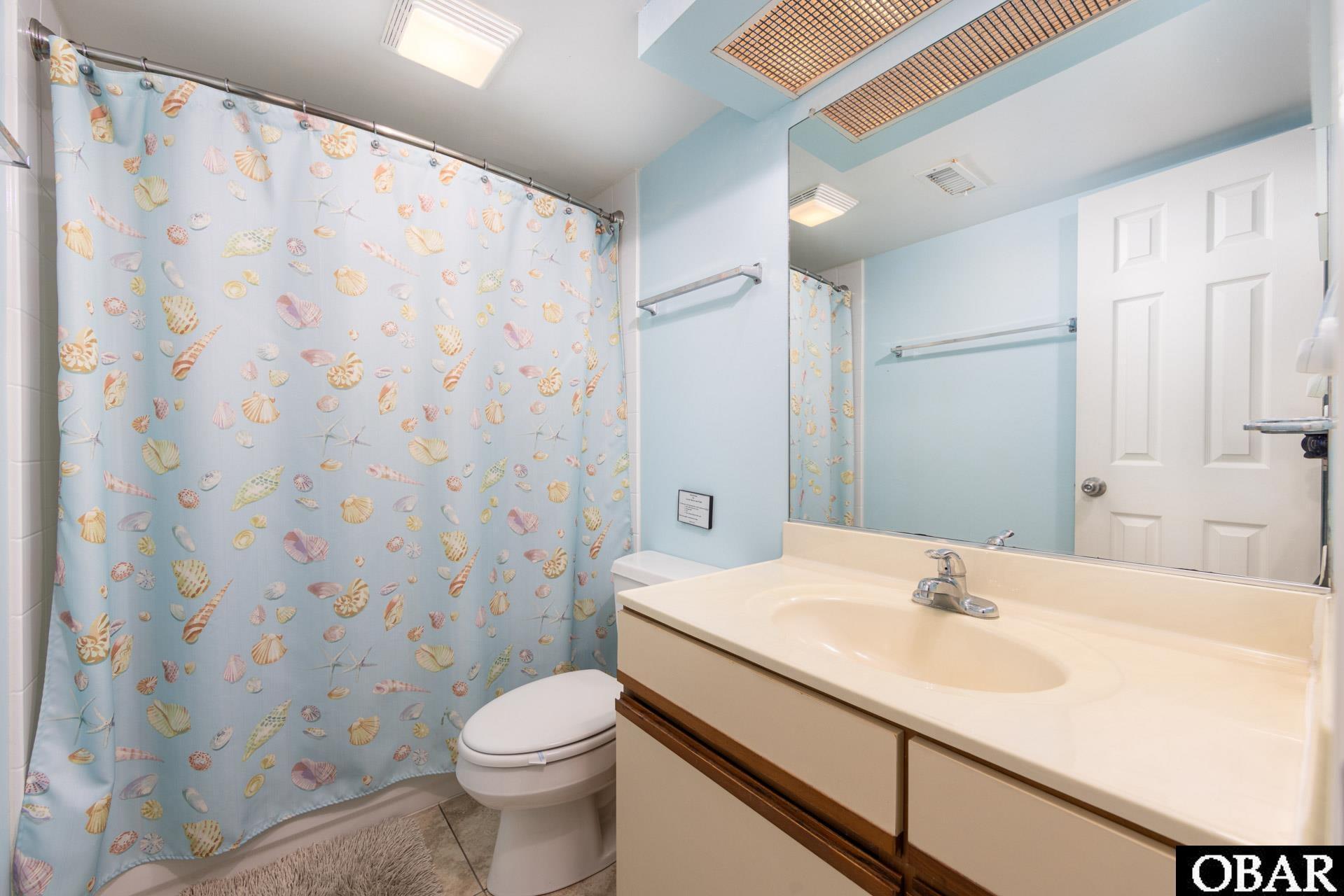 Nags Head, North Carolina, 27959, United States, 3 Bedrooms Bedrooms, ,2 BathroomsBathrooms,Residential,For Sale,1795388