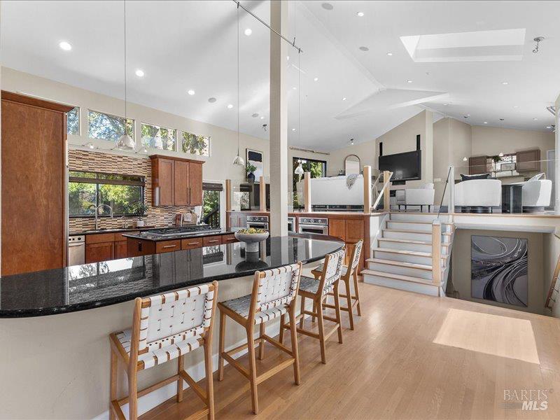 Novato, California, 94947, United States, 5 Bedrooms Bedrooms, ,4 BathroomsBathrooms,Residential,For Sale,1973889