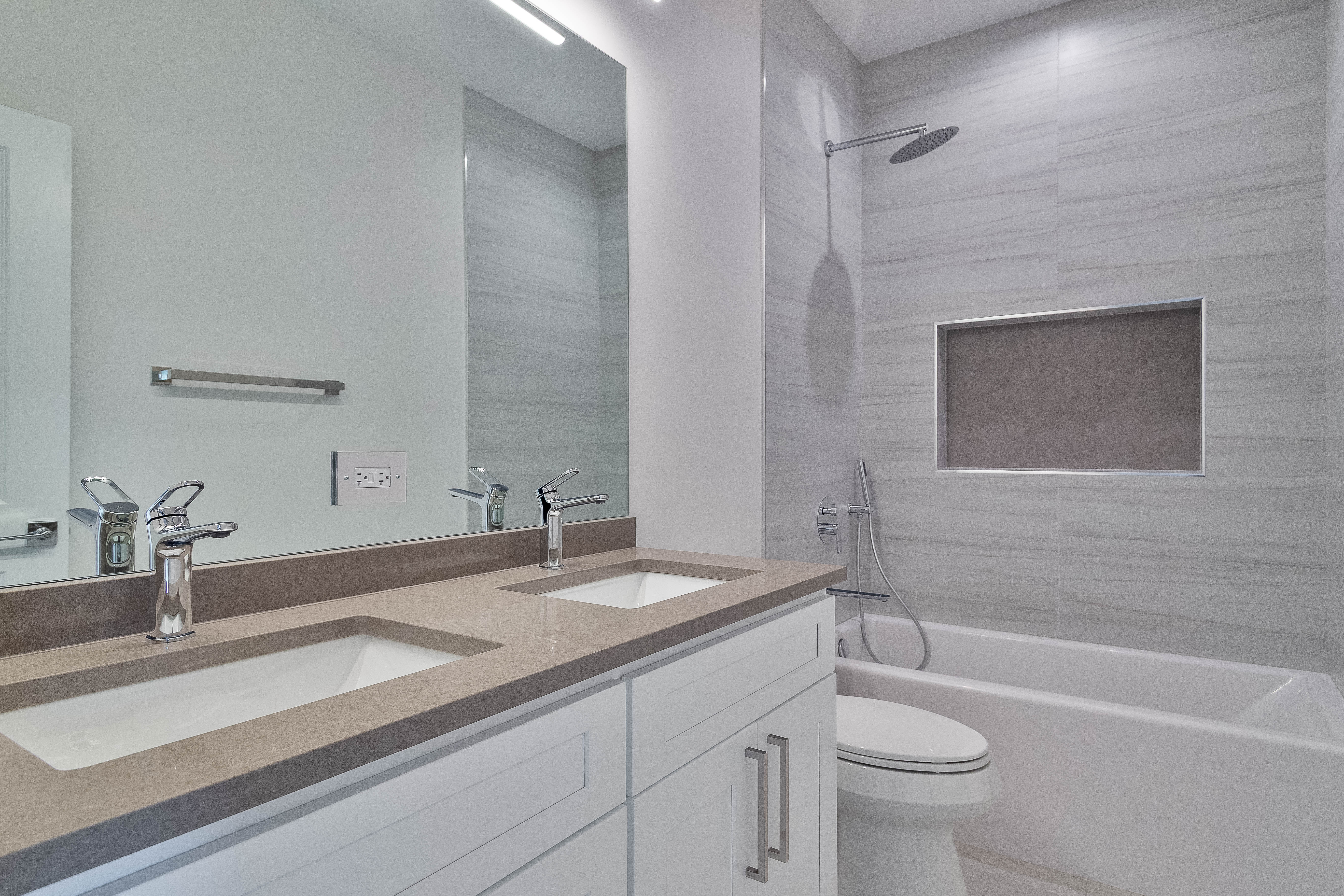  Modern New Construction Row-home Project in Portage Park - 物件實景