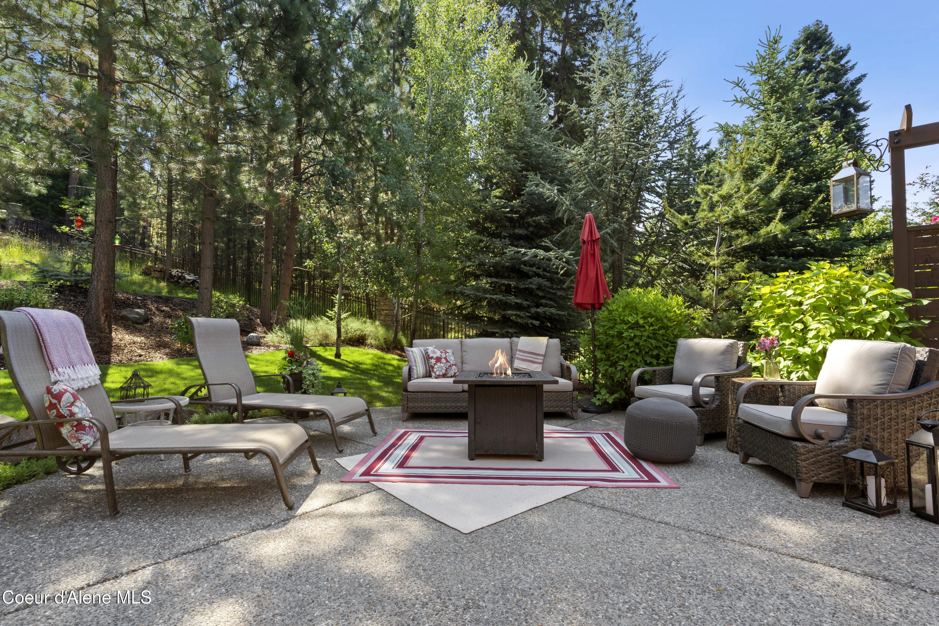 Coeur d'Alene, Idaho, 83815, United States, 5 Bedrooms Bedrooms, ,4 BathroomsBathrooms,Residential,For Sale,2048634