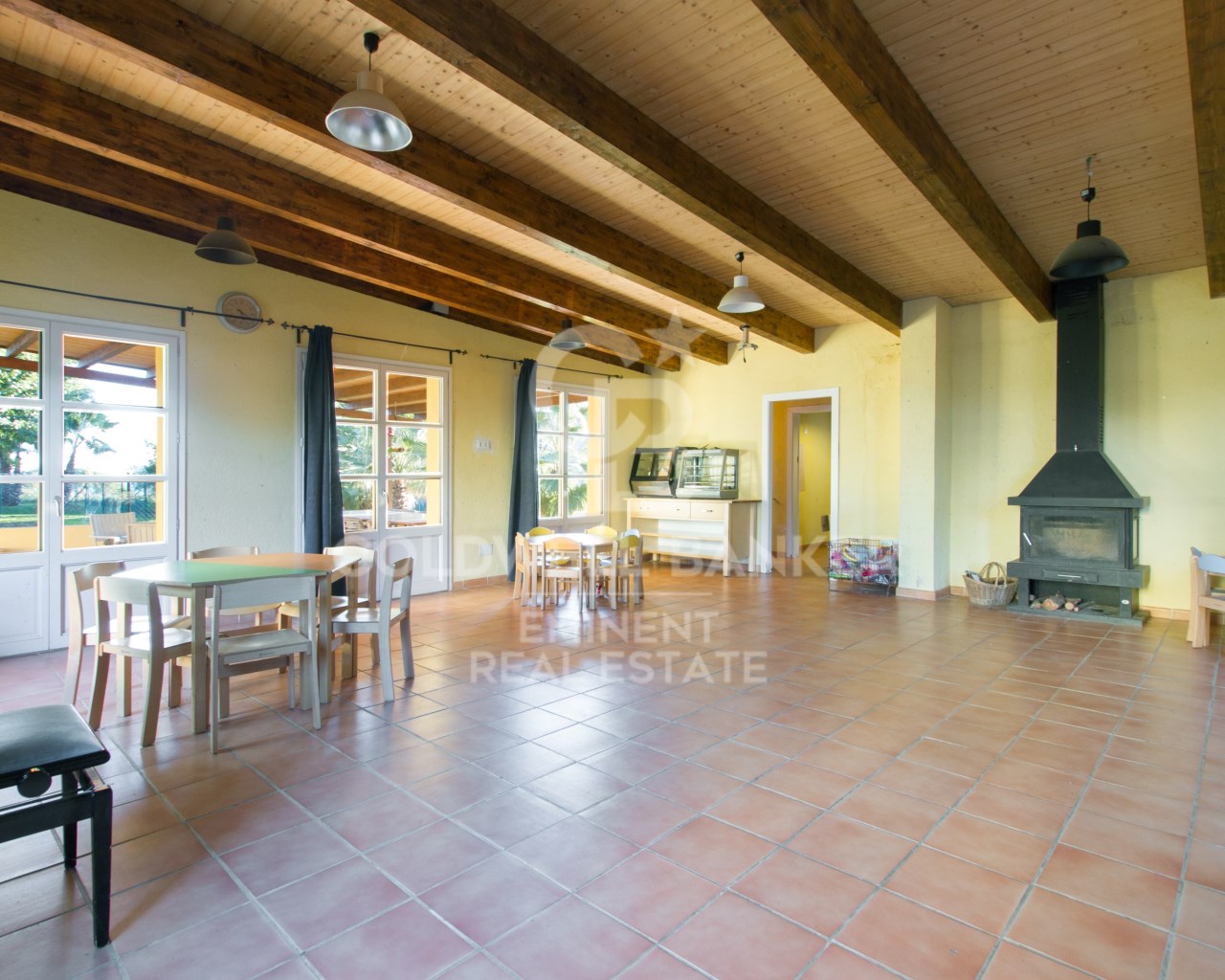 Mataró, Catalonia, ES, 6 Bedrooms Bedrooms, ,5 BathroomsBathrooms,Residential,For Sale,2000993