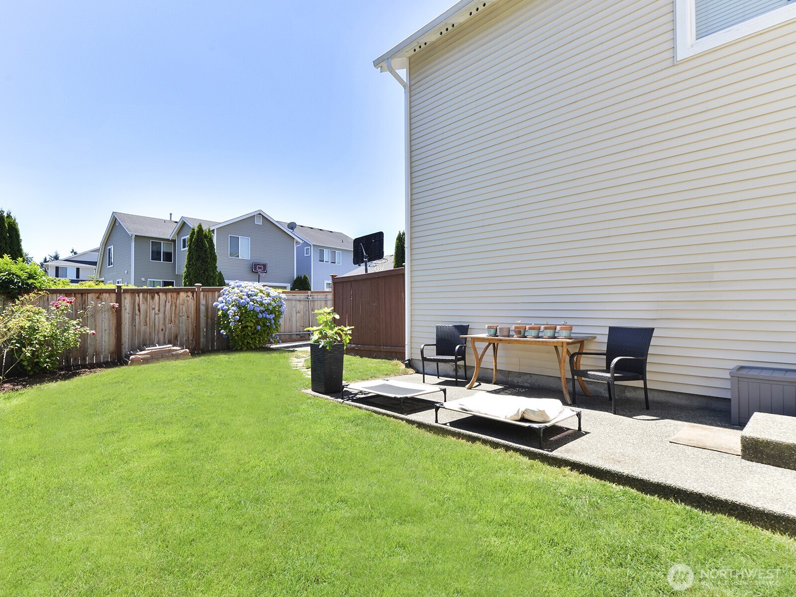 Dupont, Washington, 98327, United States, 4 Bedrooms Bedrooms, ,3 BathroomsBathrooms,Residential,For Sale,1897327