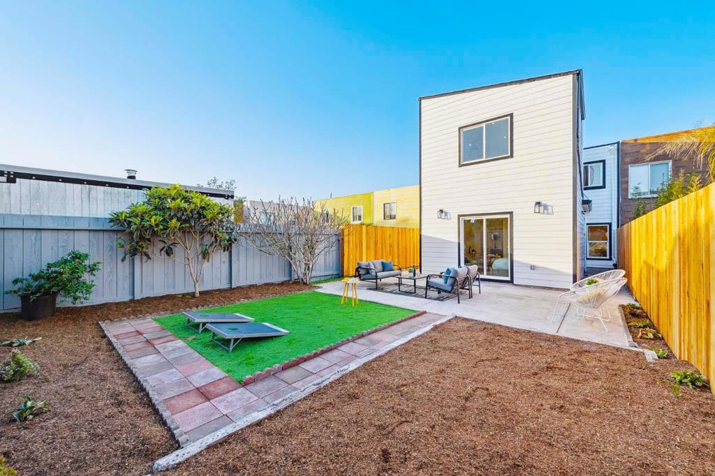 San Francisco, California, 94116, United States, 4 Bedrooms Bedrooms, ,4 BathroomsBathrooms,Residential,For Sale,2014062