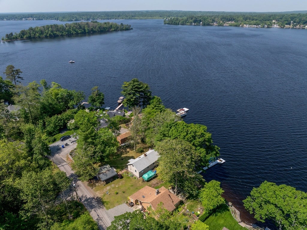 Lakeville, Massachusetts, 02347, United States, 2 Bedrooms Bedrooms, ,1 BathroomBathrooms,Residential,For Sale,1924540