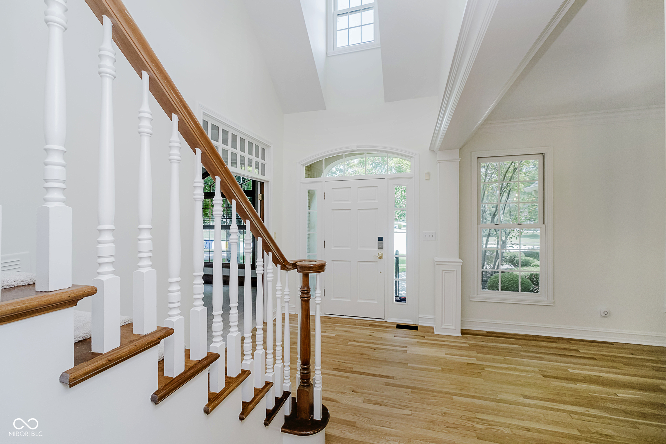 Carmel, Indiana, 46033, United States, 4 Bedrooms Bedrooms, ,4 BathroomsBathrooms,Residential,For Sale,1893581