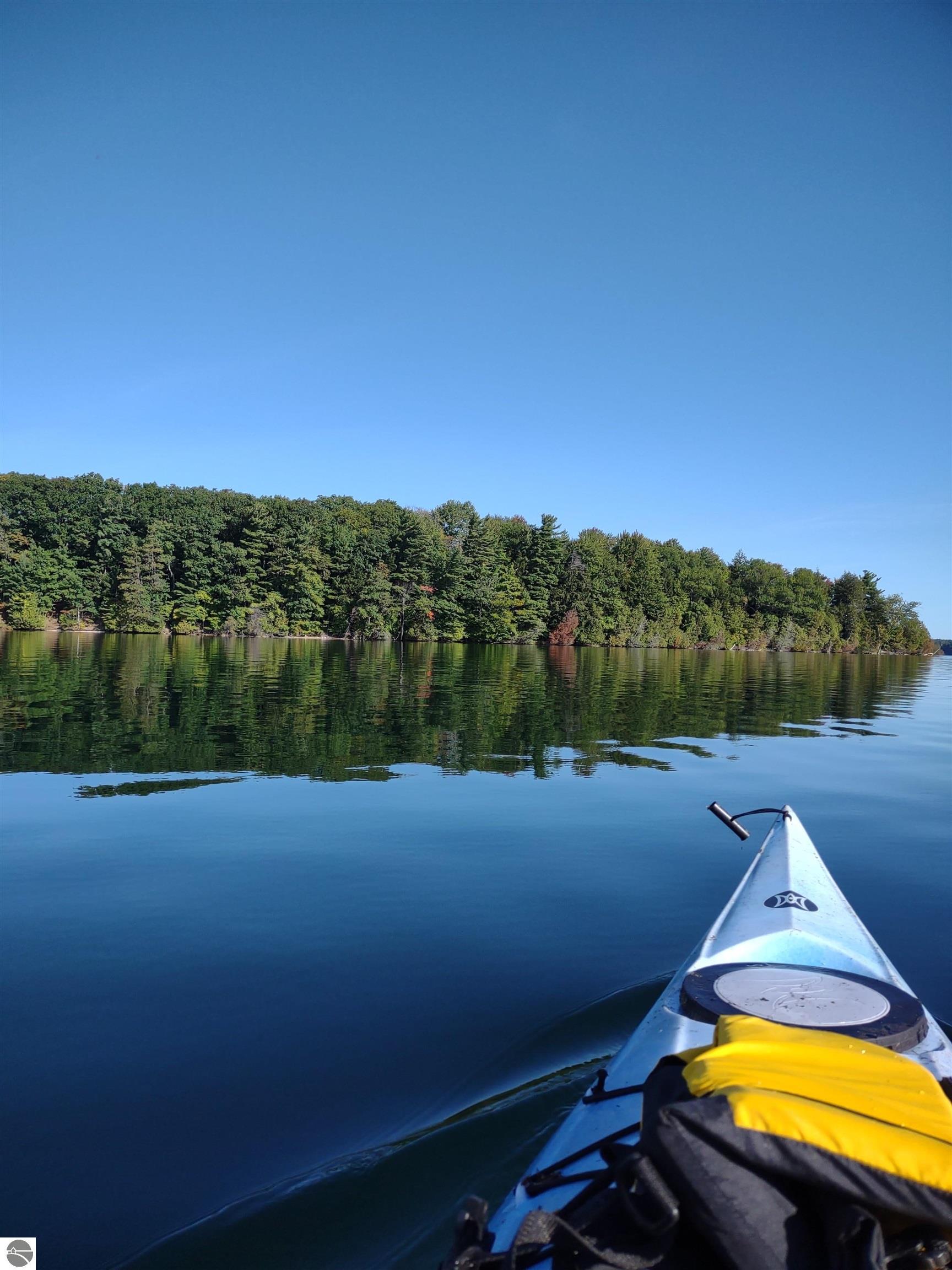 Traverse City, Michigan, 49685, United States, 3 Bedrooms Bedrooms, ,3 BathroomsBathrooms,Residential,For Sale,1988972
