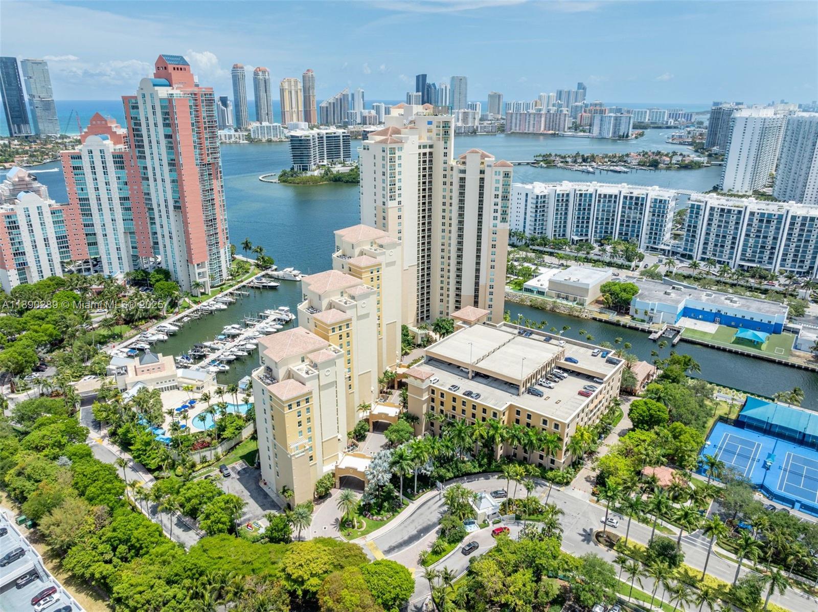 Aventura, Florida, 33180, United States, 3 Bedrooms Bedrooms, ,3 BathroomsBathrooms,Residential,For Sale,1961419