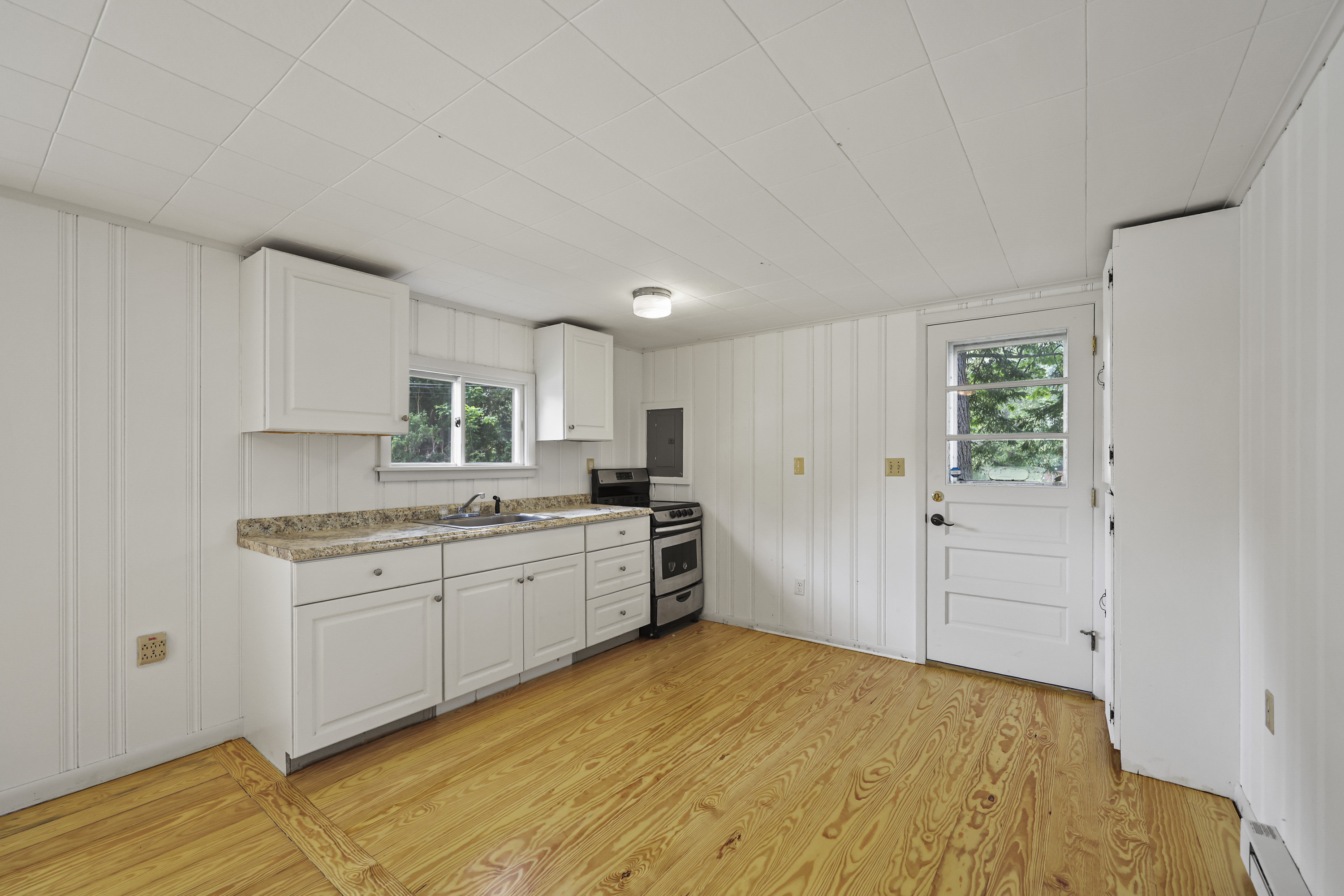  Chic Richmond Pond Bungalow - 物件實景