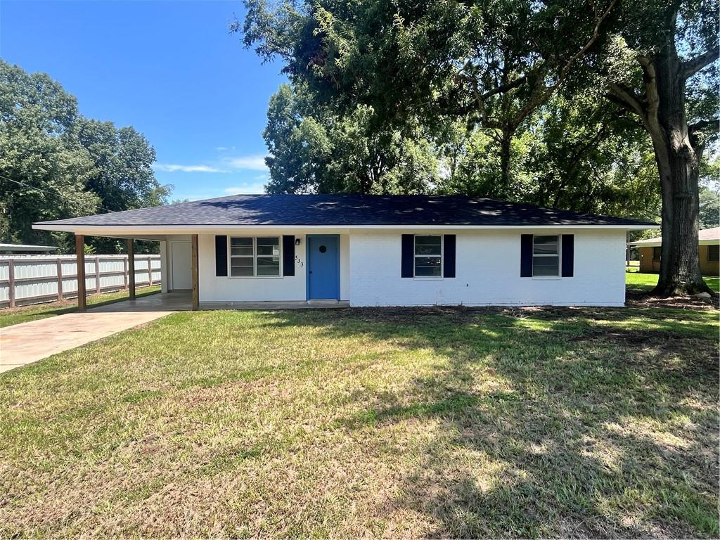 Baudin St, Marksville, LA 71351
