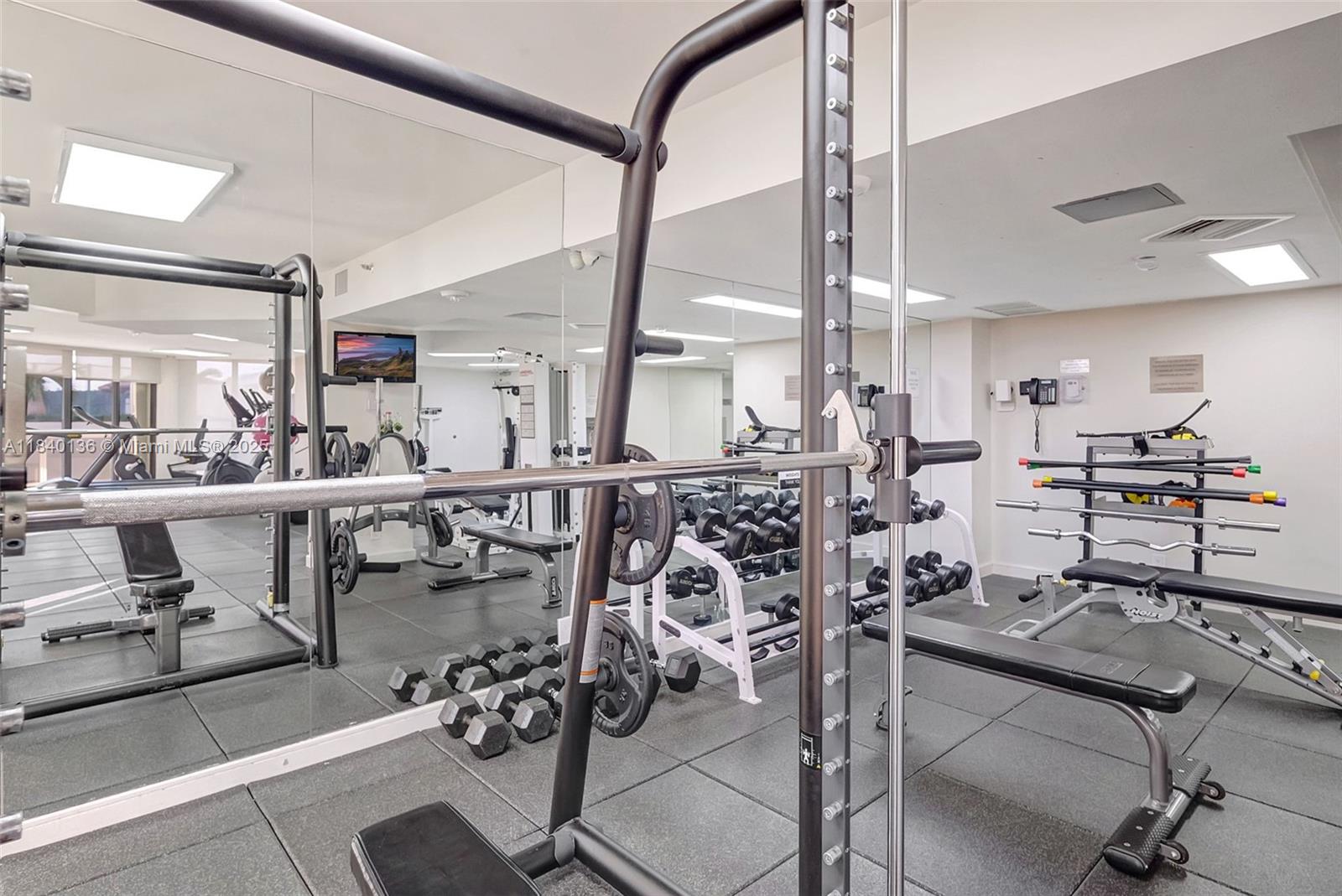 Aventura, Florida, 33180, United States, 2 Bedrooms Bedrooms, ,2 BathroomsBathrooms,Residential,For Sale,1898745