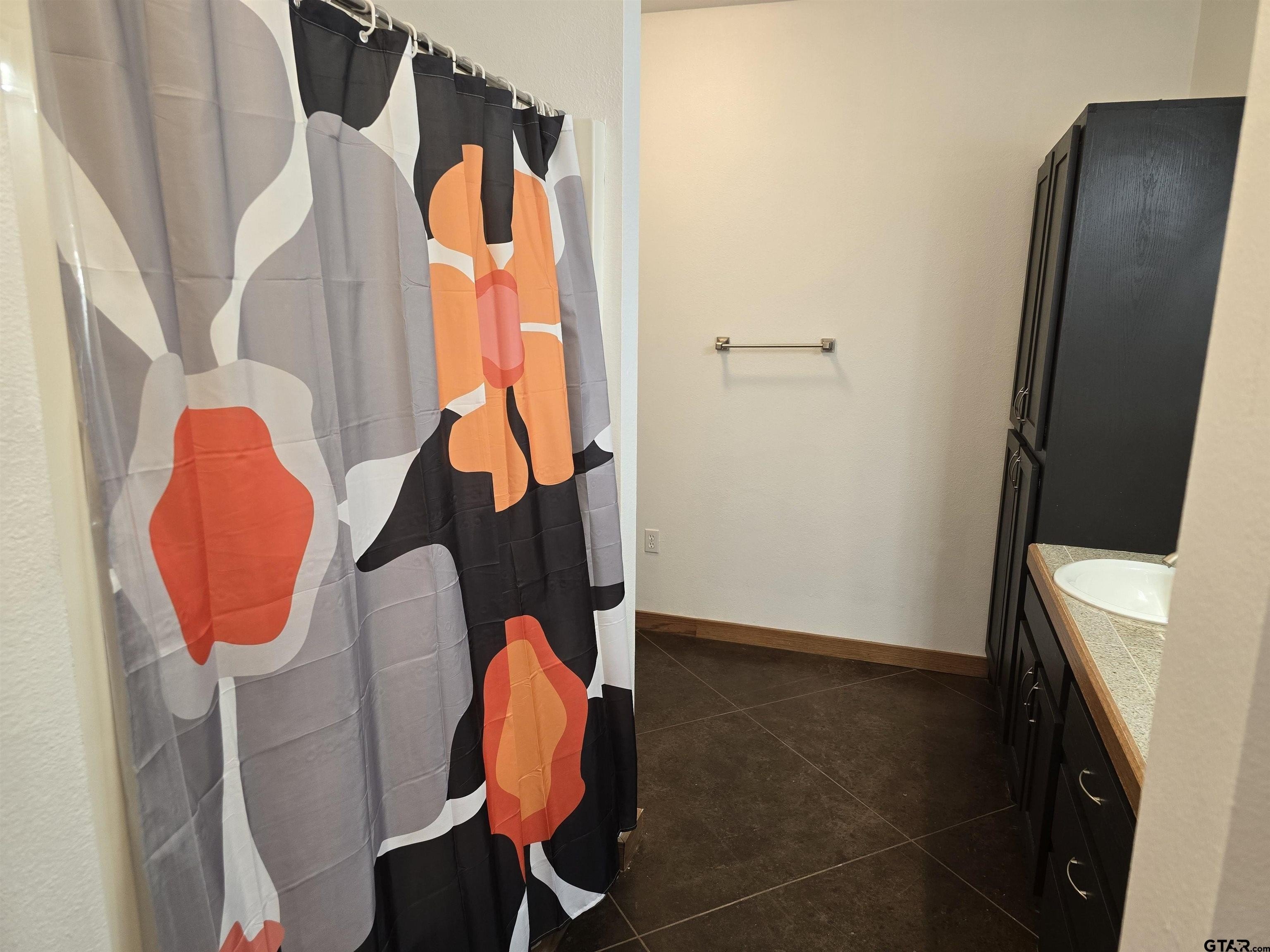 Hughes Springs, Texas, 75656, United States, 4 Bedrooms Bedrooms, ,3 BathroomsBathrooms,Residential,For Sale,1974783