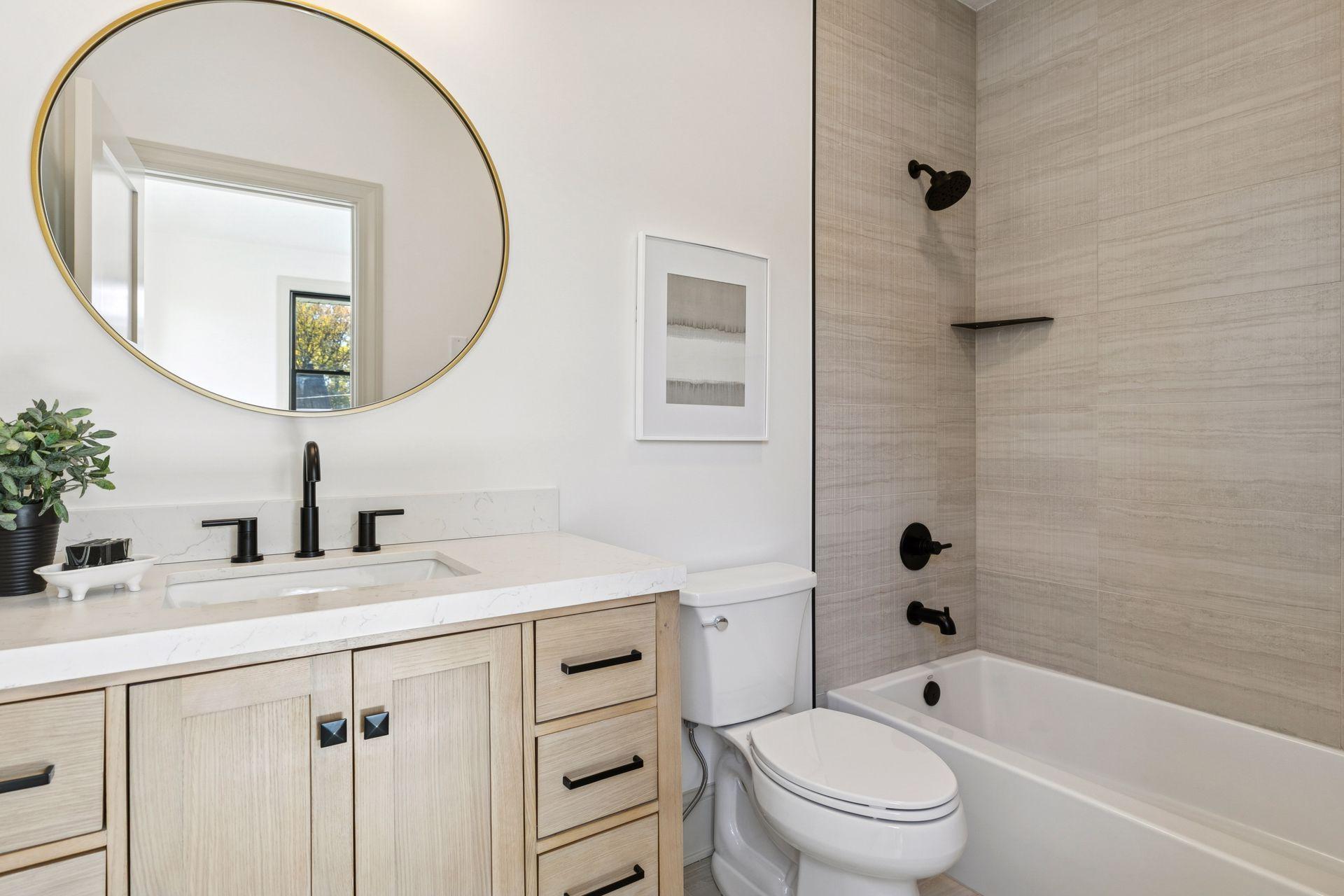 Saint Paul, Minnesota, 55105, United States, 5 Bedrooms Bedrooms, ,4 BathroomsBathrooms,Residential,For Sale,1989282