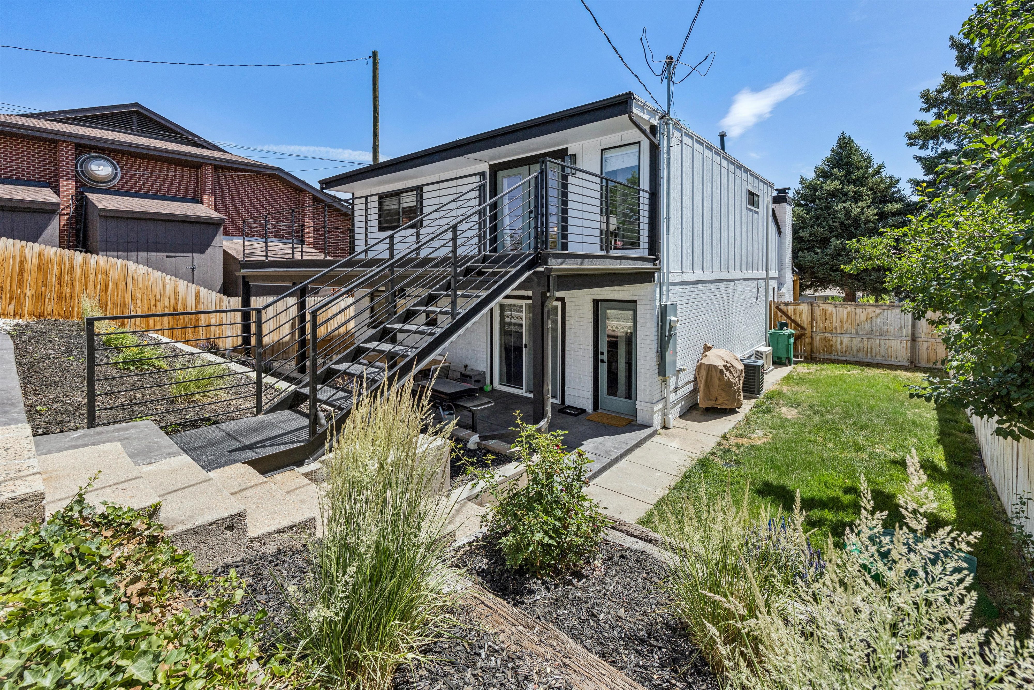  Beautifully renovated-perfect blend of modern functionality, thoughtful design - 物件實景