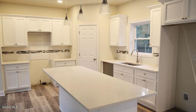 Wynantskill, New York, 12198, United States, 4 Bedrooms Bedrooms, ,3 BathroomsBathrooms,Residential,For Sale,1927195