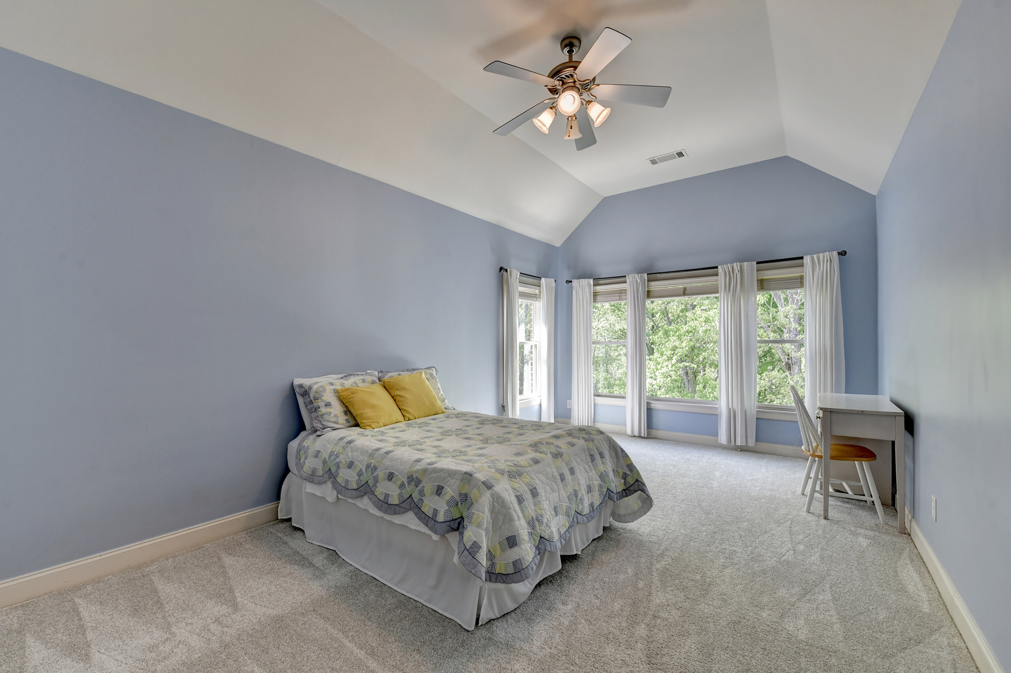  Luxury, Comfort and Privacy in One of Roswell