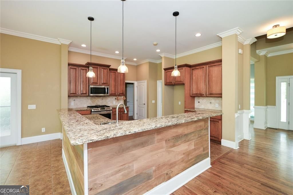 Dallas, Georgia, 30132, United States, 4 Bedrooms Bedrooms, ,5 BathroomsBathrooms,Residential,For Sale,1914851