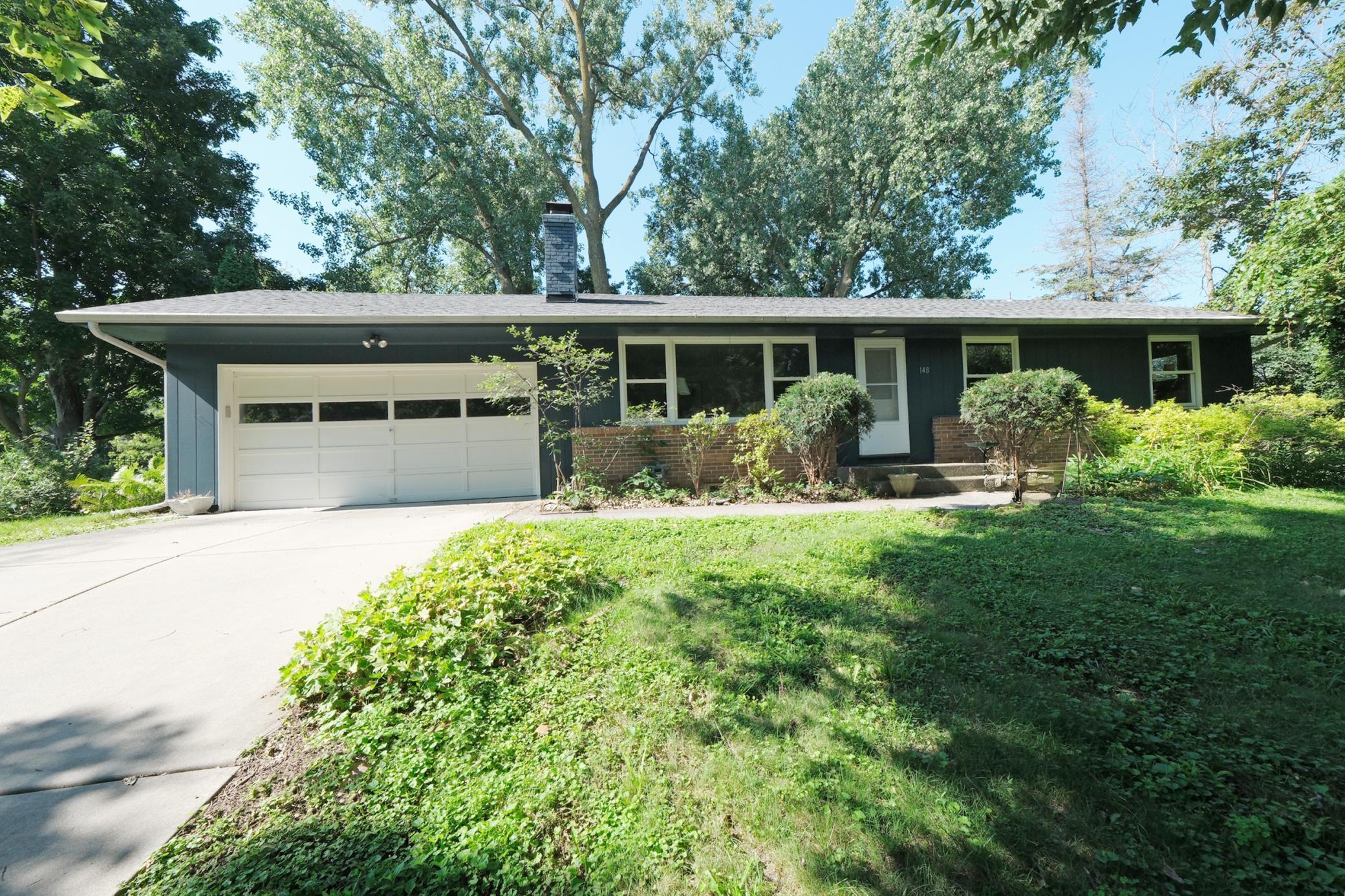 Wayzata, Minnesota, 55391, United States, 4 Bedrooms Bedrooms, ,1 BathroomBathrooms,Residential,For Sale,1949813