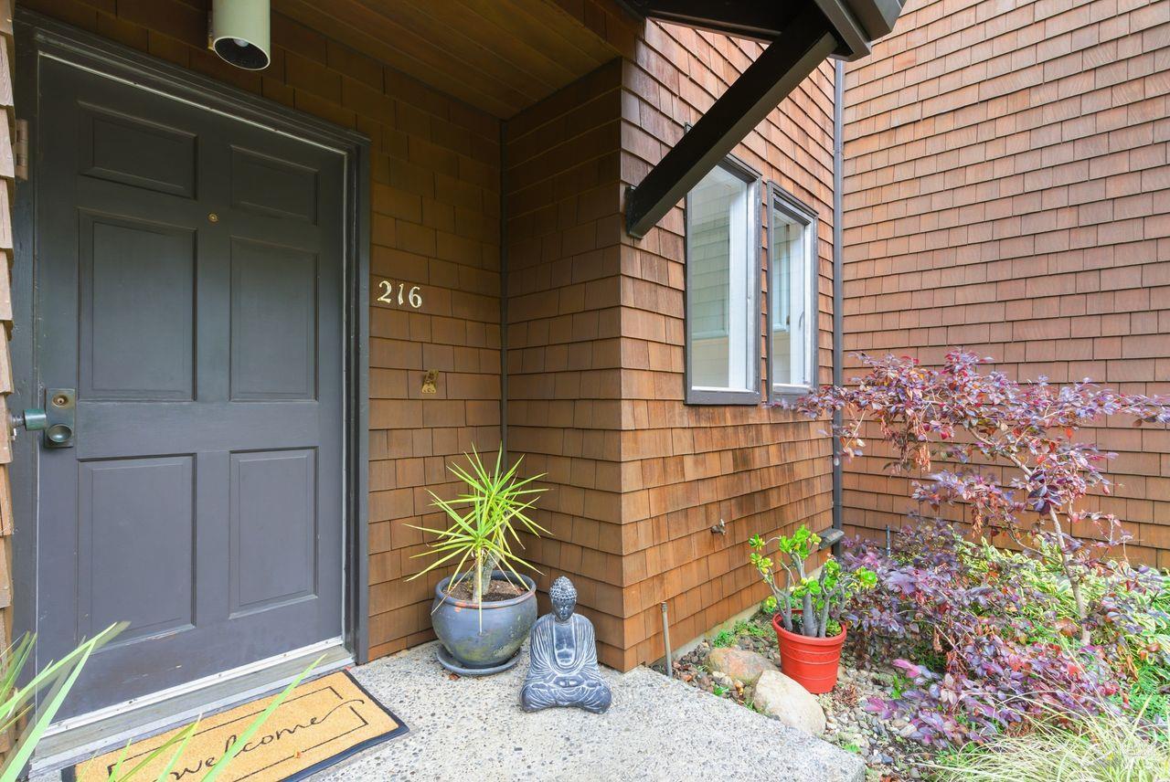 Sausalito, California, 94965, United States, 3 Bedrooms Bedrooms, ,3 BathroomsBathrooms,Residential,For Sale,1990897