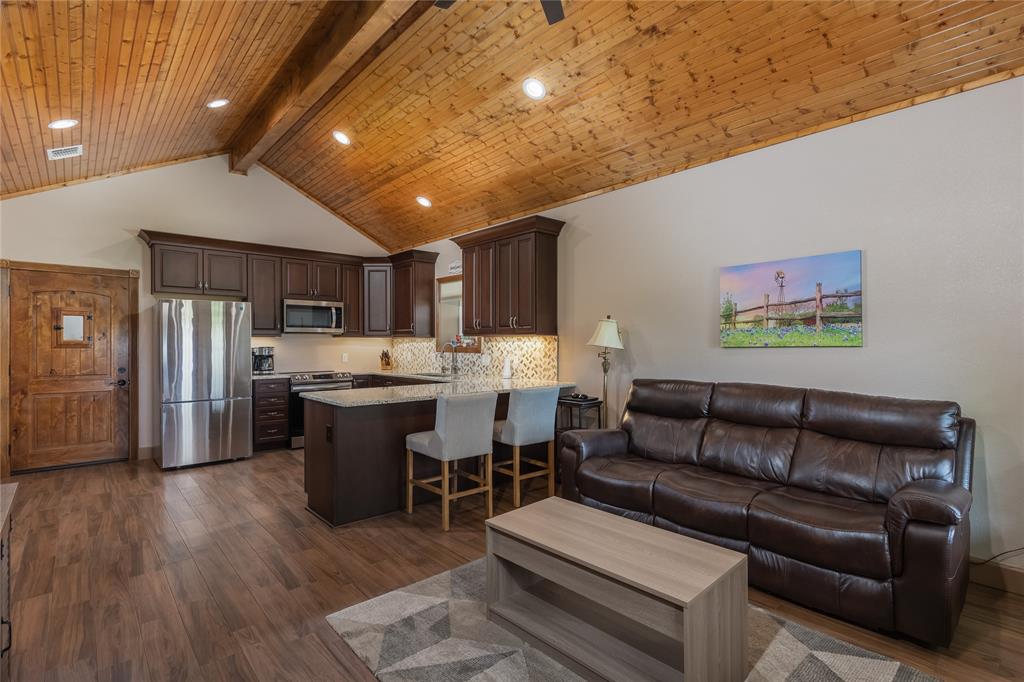 Springtown, Texas, 76082, United States, 1 Bedroom Bedrooms, ,1 BathroomBathrooms,Residential,For Sale,1943619