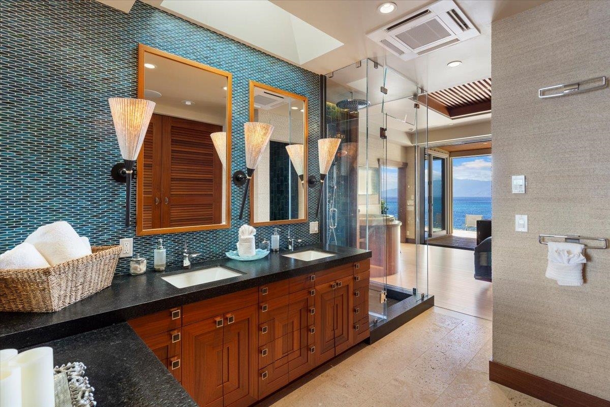 20 HUI RD I, Lahaina, Hawaii, 96761, United States, 3 Bedrooms Bedrooms, ,3 BathroomsBathrooms,Residential,For Sale,20 HUI RD I,1611951