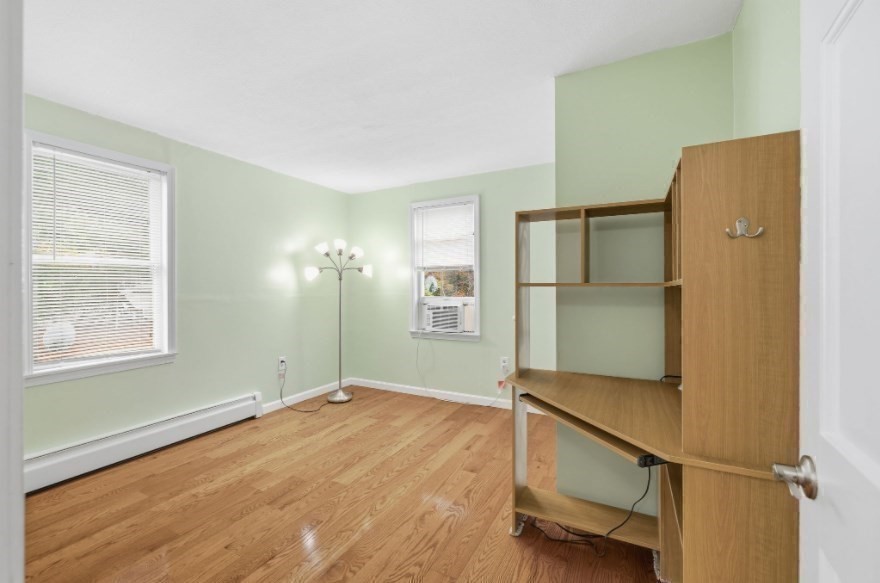 Lowell, Massachusetts, 01852, United States, 3 Bedrooms Bedrooms, ,3 BathroomsBathrooms,Residential,For Sale,2001570