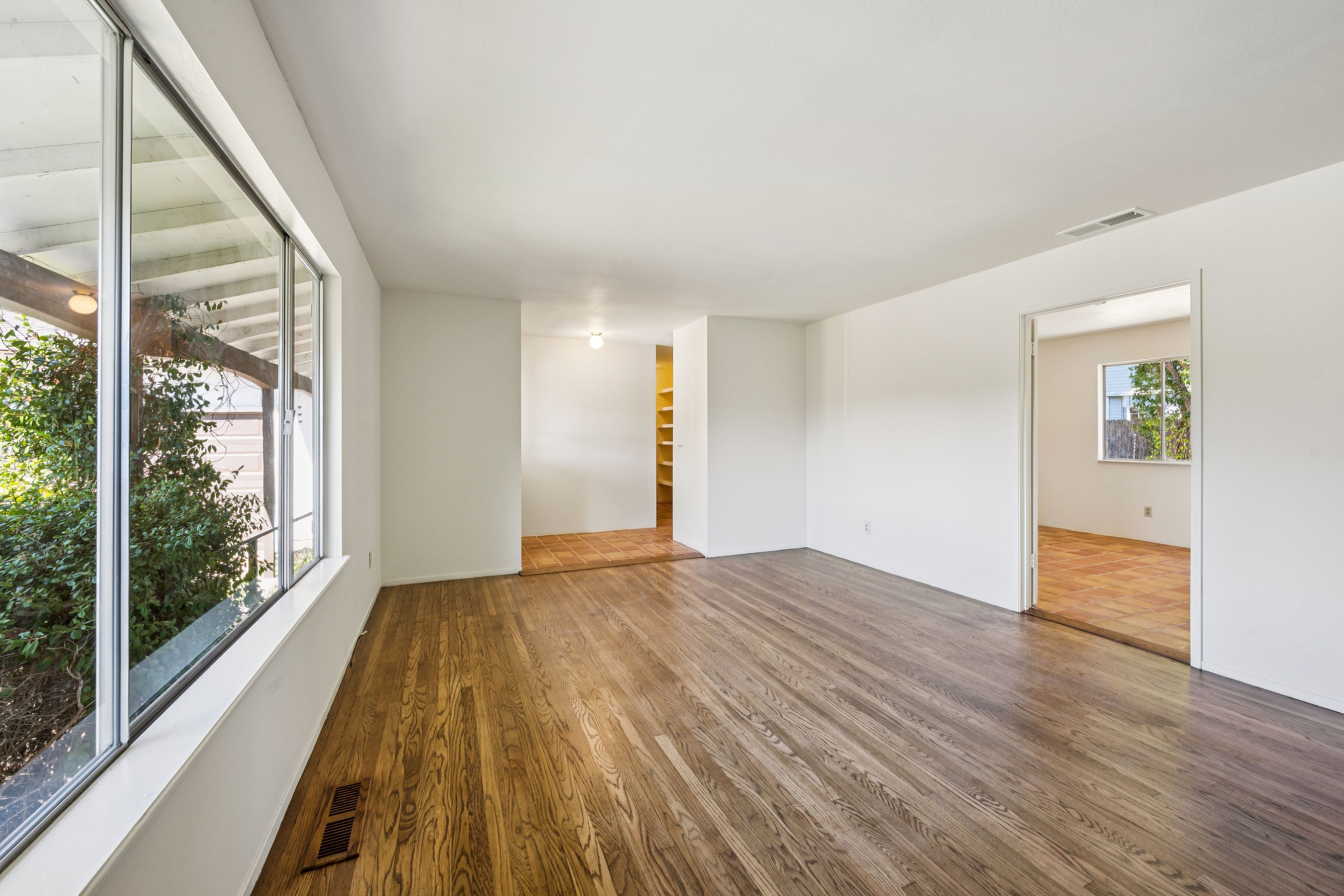 516 Oak Lake Avenue - 物件實景