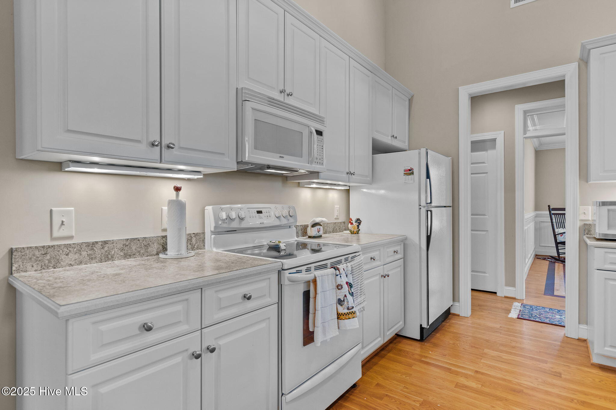 Wilmington, North Carolina, 28409, United States, 2 Bedrooms Bedrooms, ,2 BathroomsBathrooms,Residential,For Sale,1982803