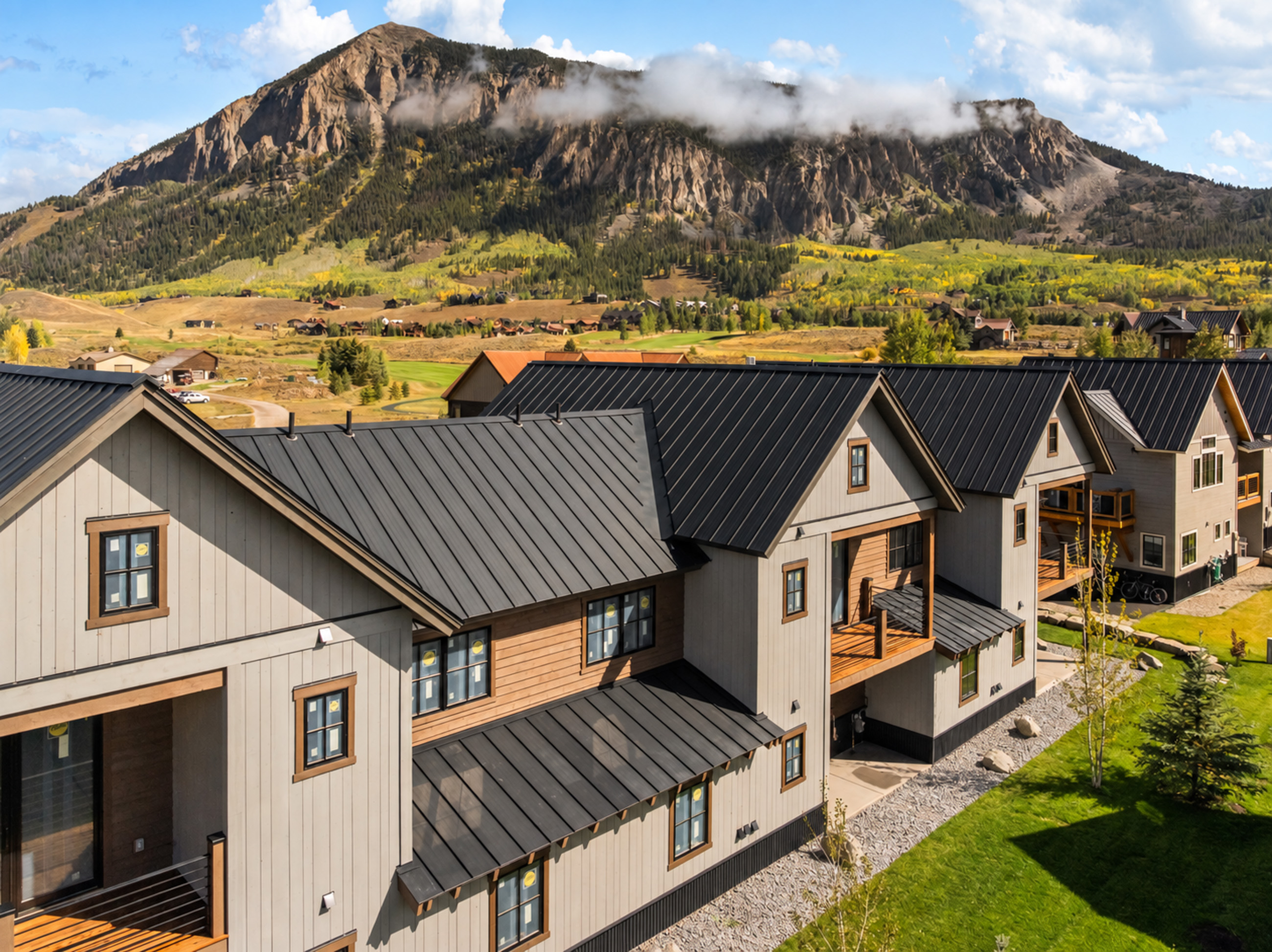  Newly Built End-Unit Townhome Offers The Ultimate Mountain LIfestyle - 物件實景
