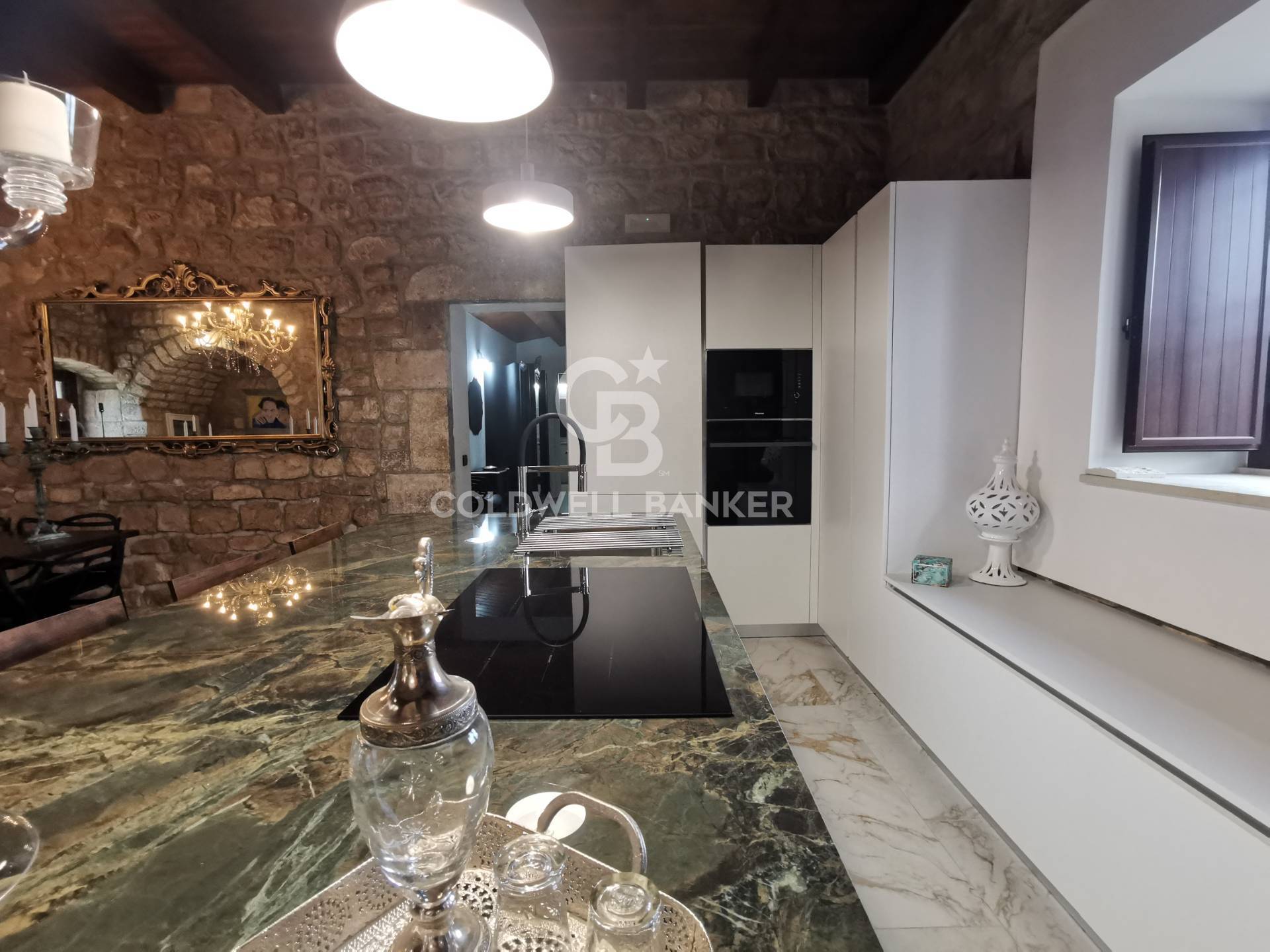 Modica, Ragusa, 97015, IT, 4 Bedrooms Bedrooms, ,6 BathroomsBathrooms,Residential,For Sale,1827626