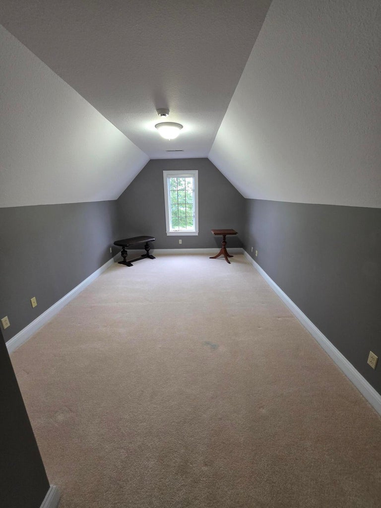 Somerset, Kentucky, 42503, United States, 4 Bedrooms Bedrooms, ,4 BathroomsBathrooms,Residential,For Sale,2048001
