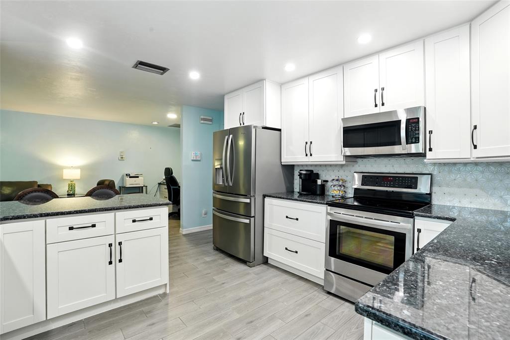 North Fort Myers, Florida, 33903, United States, 3 Bedrooms Bedrooms, ,2 BathroomsBathrooms,Residential,For Sale,1998346