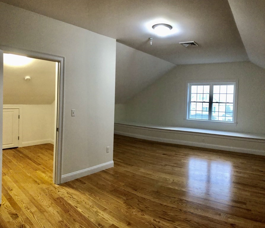 Revere, Massachusetts, 02151, United States, 4 Bedrooms Bedrooms, ,4 BathroomsBathrooms,Residential,For Sale,1928328