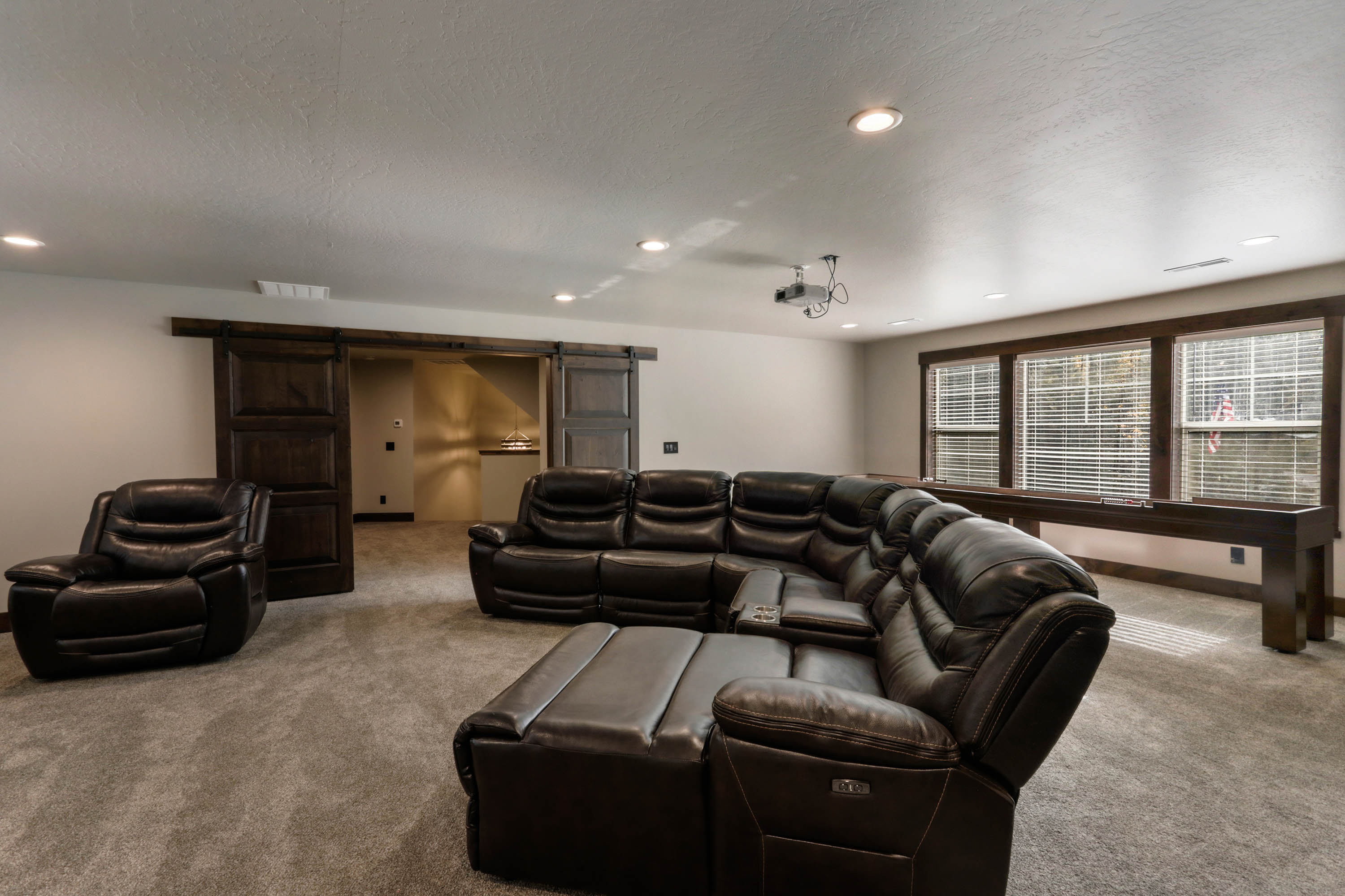 Sandpoint, Idaho, 83864, United States, 6 Bedrooms Bedrooms, ,8 BathroomsBathrooms,Residential,For Sale,1975419