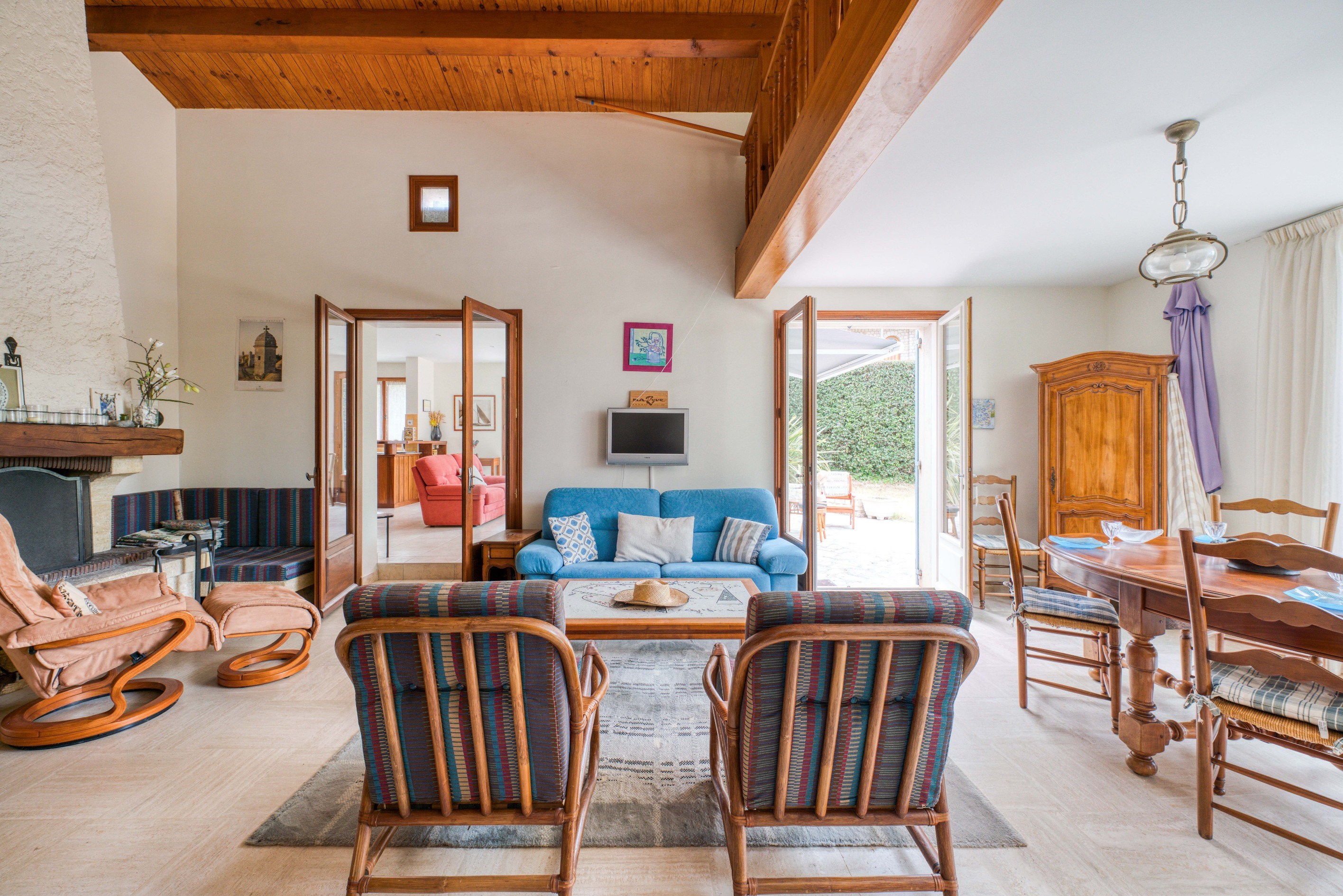 SEAFRONT VILLA FACING PLATIN BEACH IN SAINT PALAIS SUR MER - 物件實景
