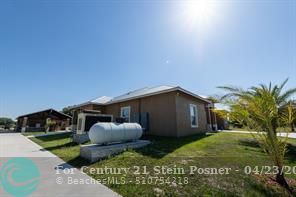 Okeechobee, Florida, 34972, United States, ,Residential,For Sale,1780804