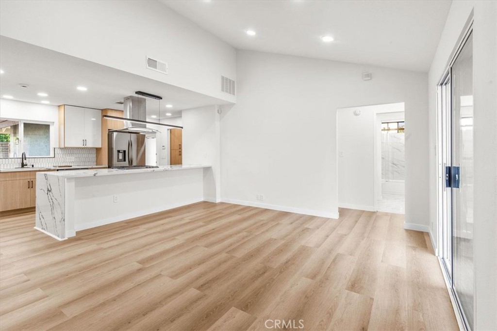 Palm Springs, California, 92262, United States, 3 Bedrooms Bedrooms, ,2 BathroomsBathrooms,Residential,For Sale,1885762