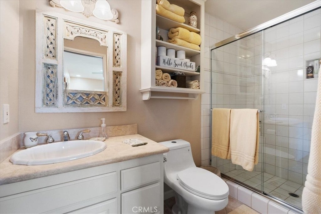 Fallbrook, California, 92028, United States, 2 Bedrooms Bedrooms, ,2 BathroomsBathrooms,Residential,For Sale,1786026