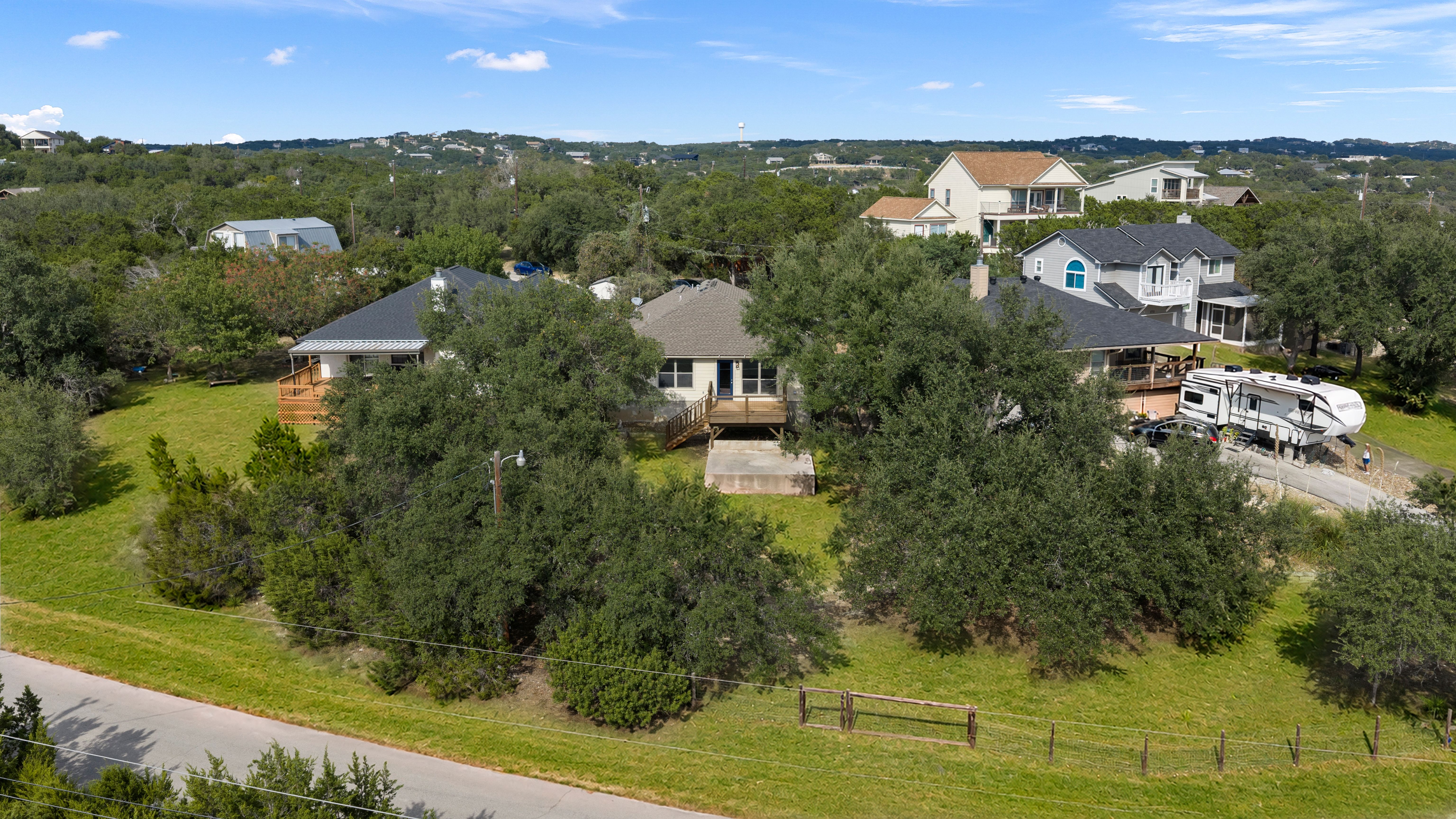  Charming Canyon Lake Home - 物件實景