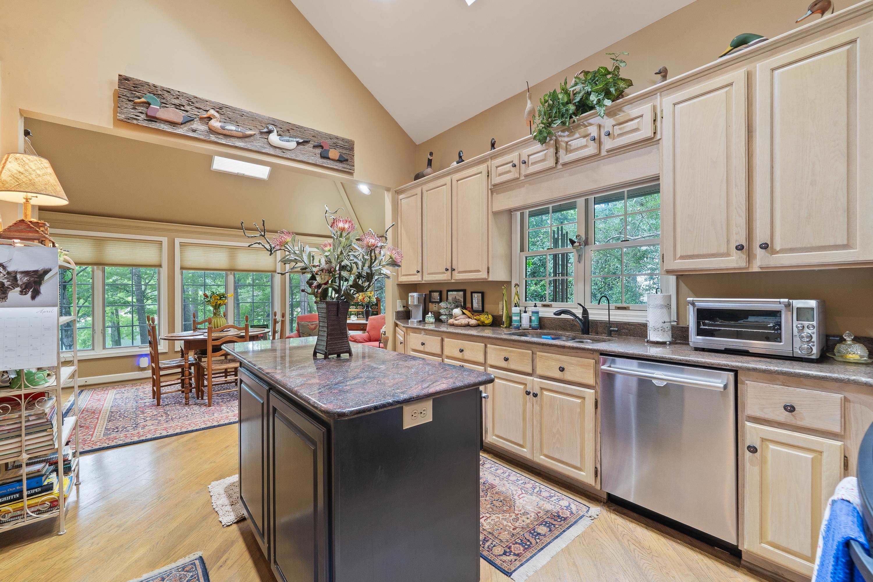 Greensboro, Georgia, 30642, United States, 4 Bedrooms Bedrooms, ,4 BathroomsBathrooms,Residential,For Sale,1849801