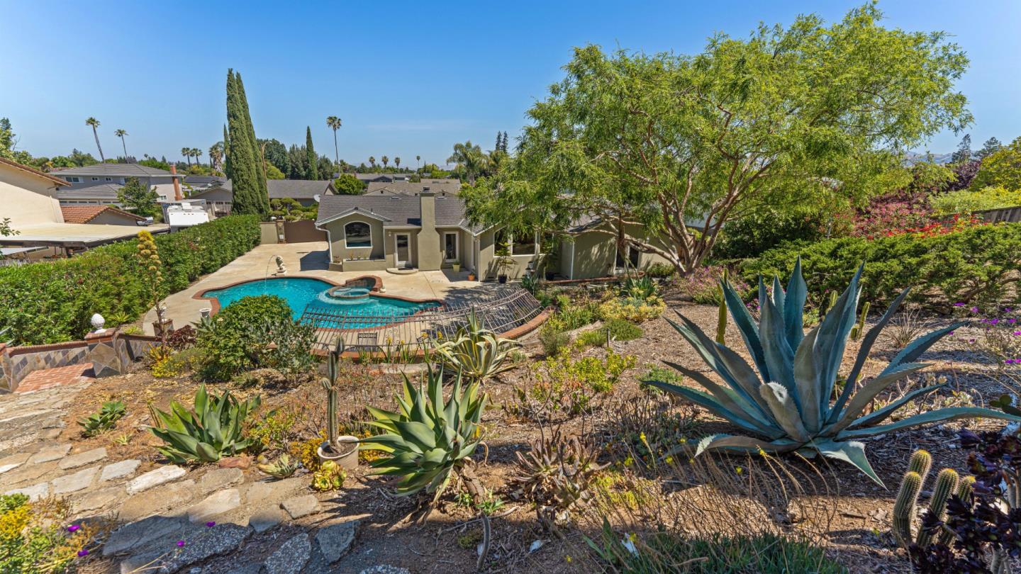 San Jose - Blossom Valley, California, 95123, United States, 3 Bedrooms Bedrooms, ,2 BathroomsBathrooms,Residential,For Sale,1742904